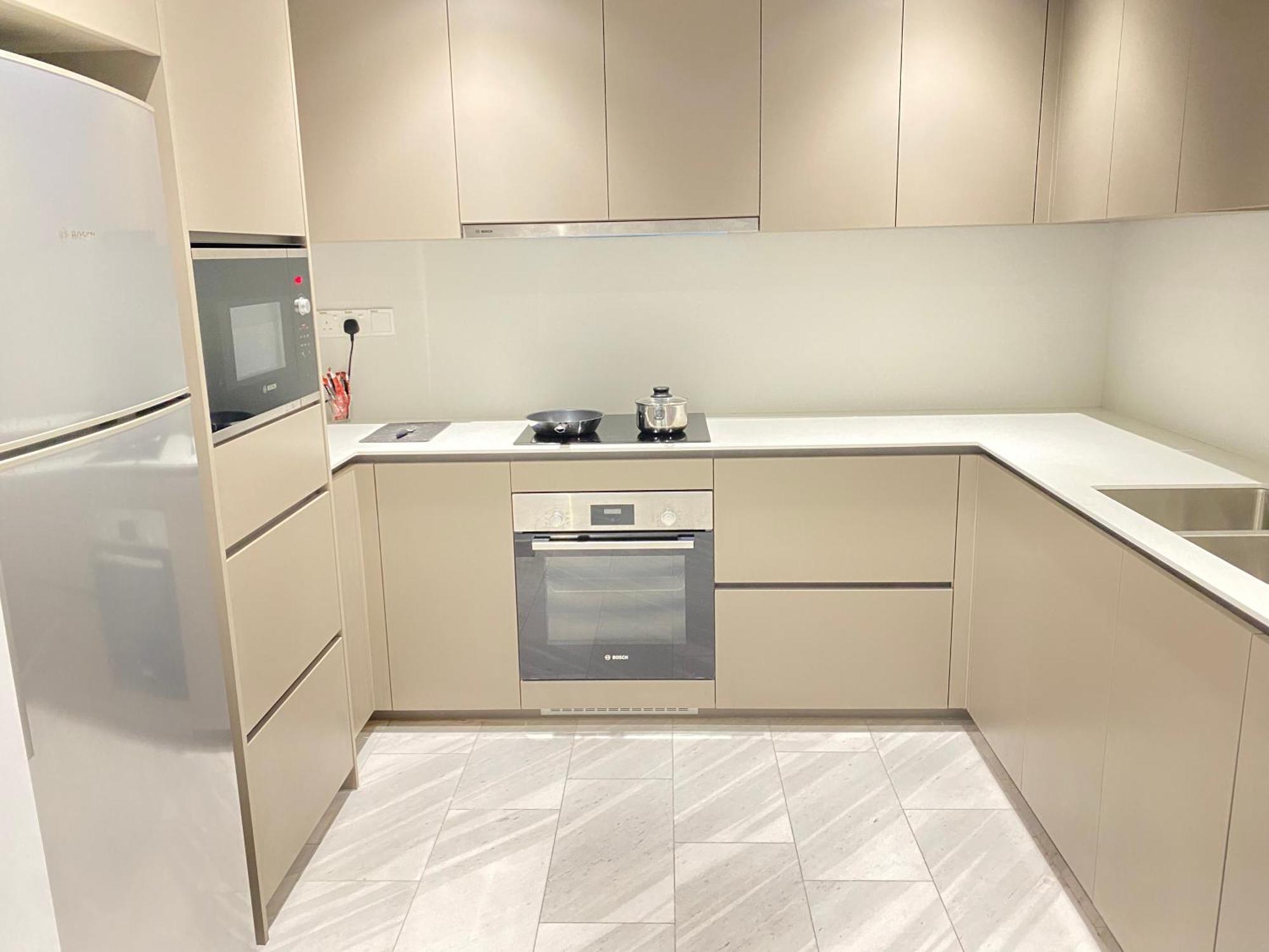 Eaton Residences Klcc By Leo Homestay Apartemen