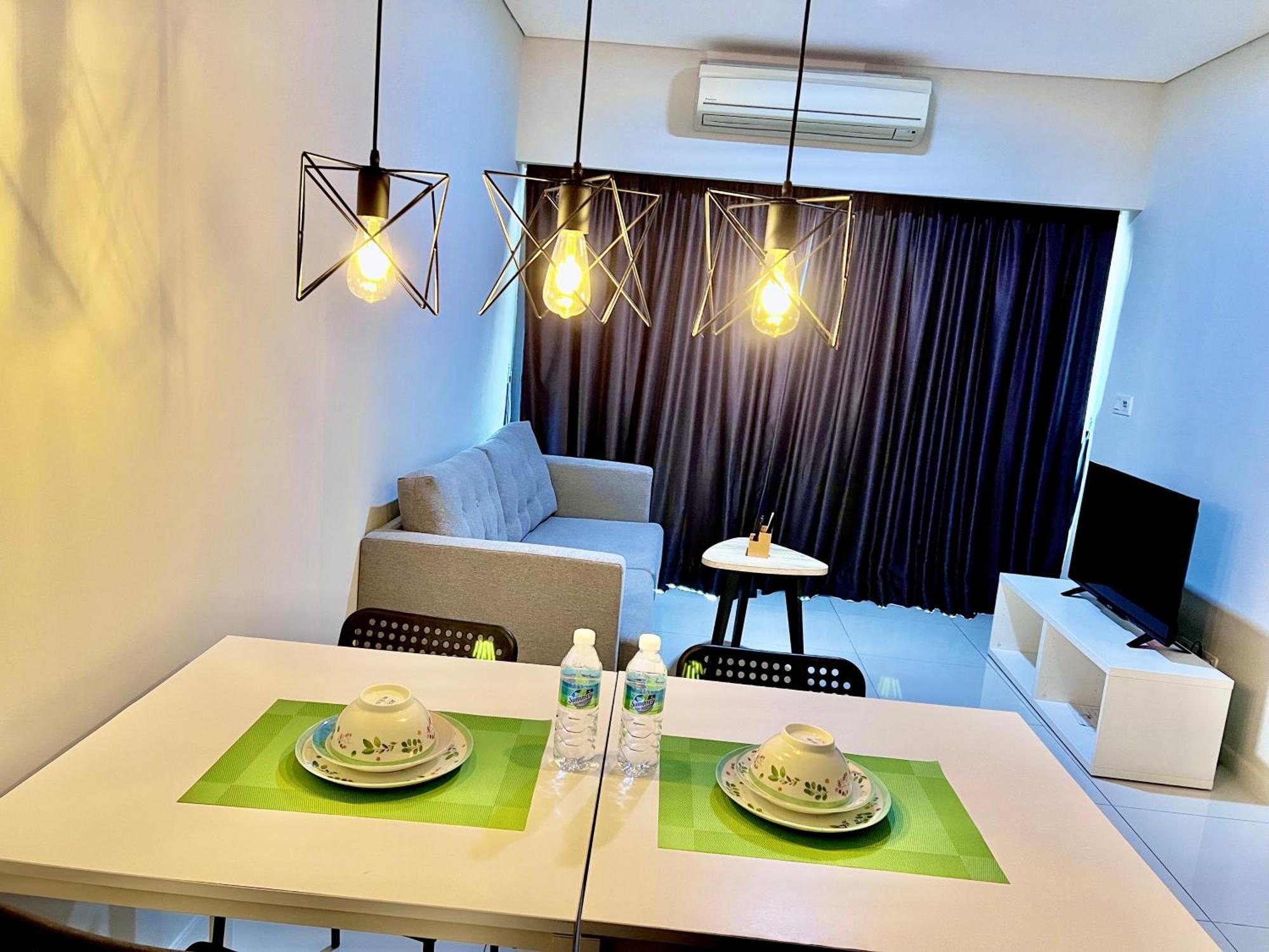 Apartment Summer Klcc By Cozy