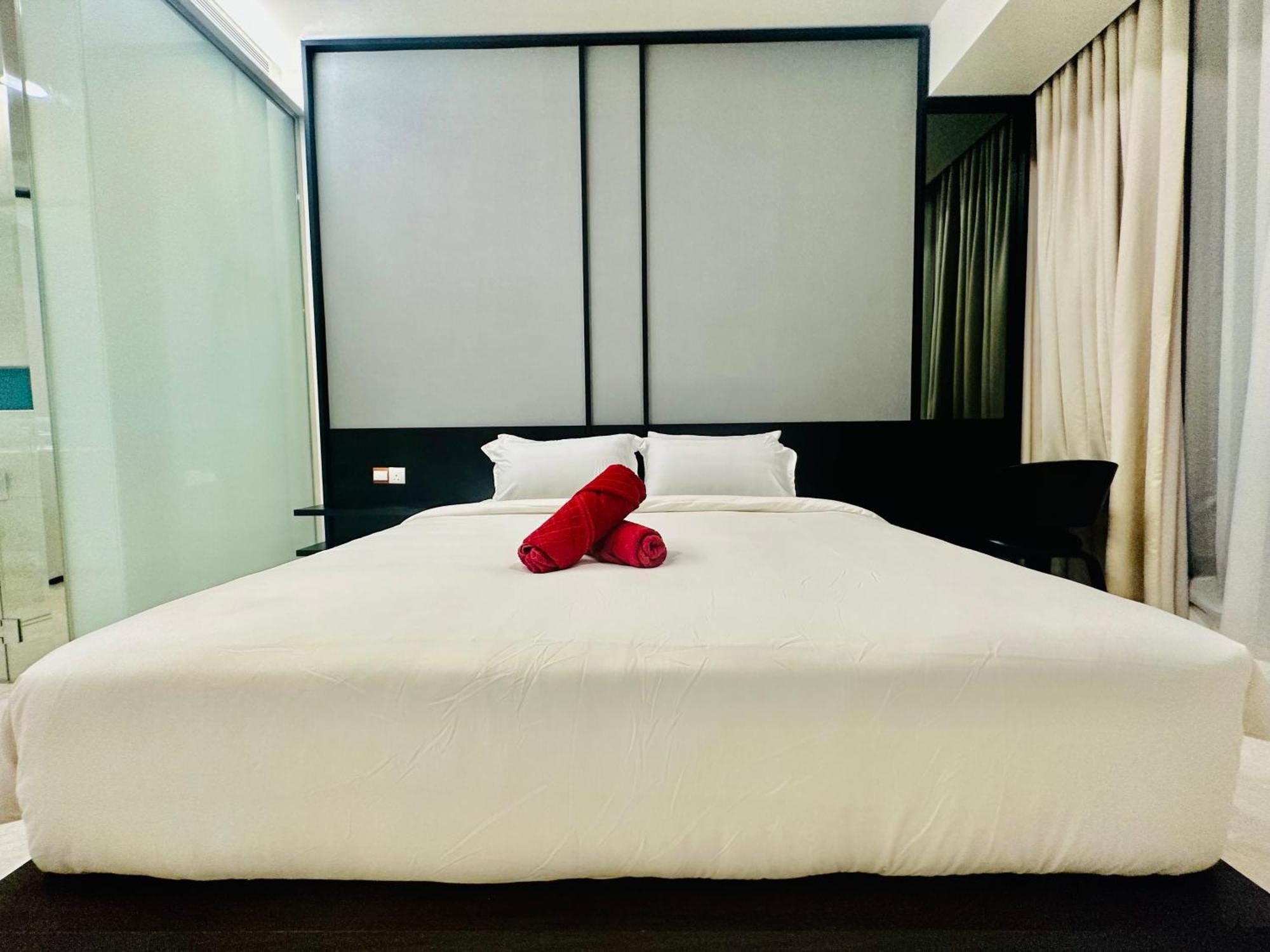 Tropicana The Residences - Klcc By Luxury World Apartemen *