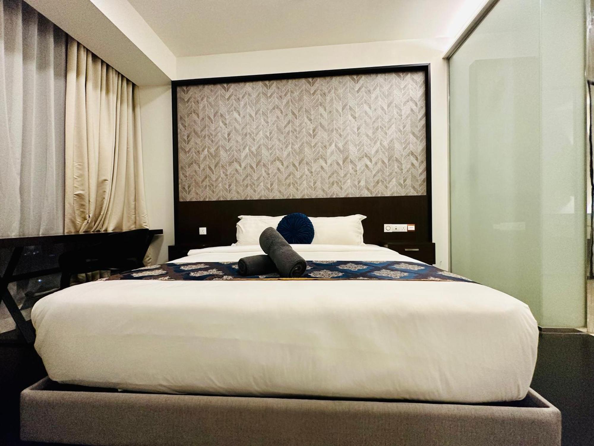 Tropicana The Residences - Klcc By Luxury World Apartemen