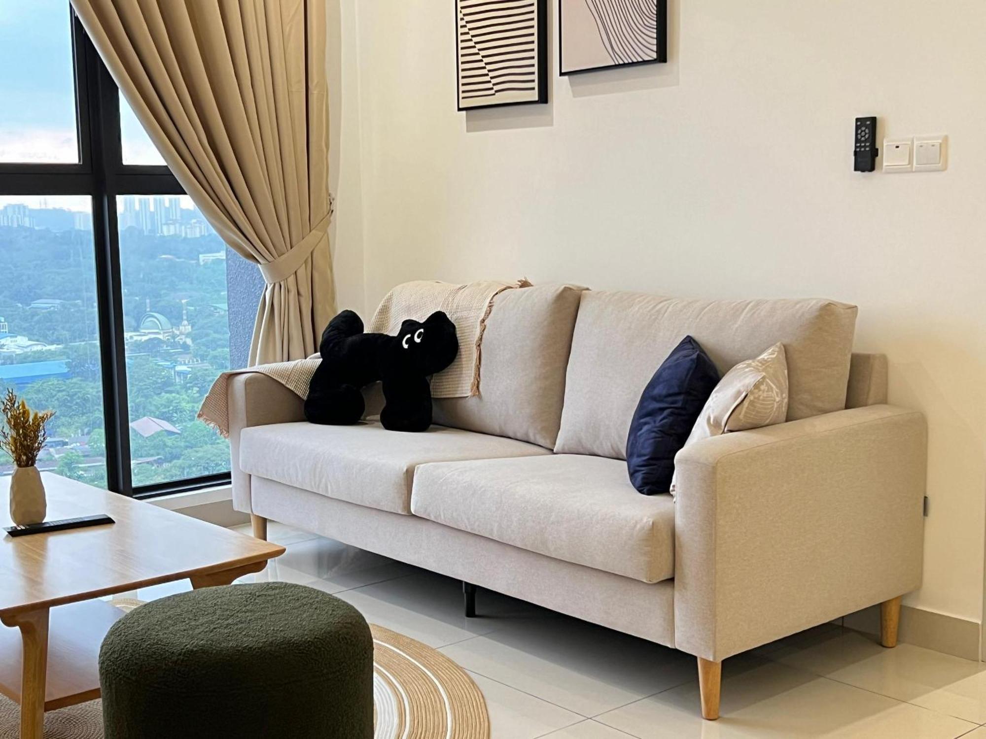 Kl View 2r1b Free Wifi 6pax Căn hộ Kuala Lumpur