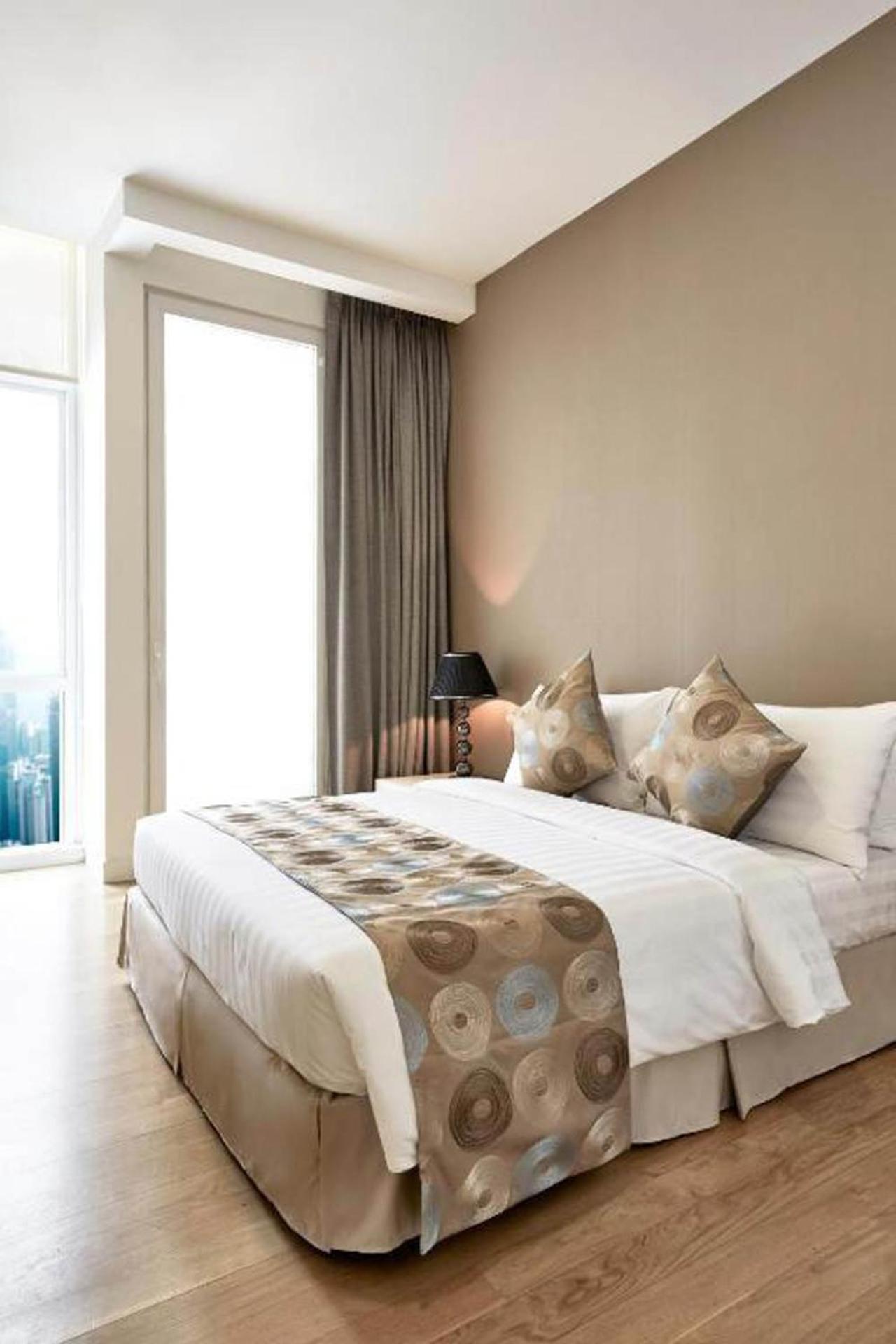 The Platinum Suites By Faced Apartment *