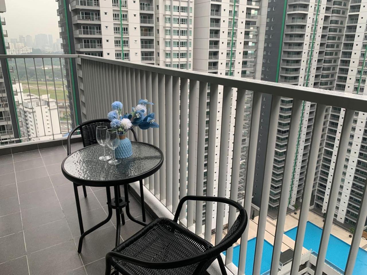 Appartement Corner Kl Pool View Rc Kuala Lumpur