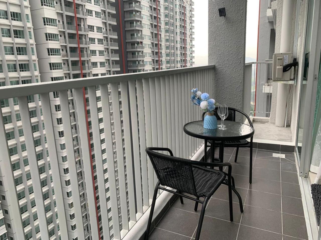 Appartement Corner Kl Pool View Rc