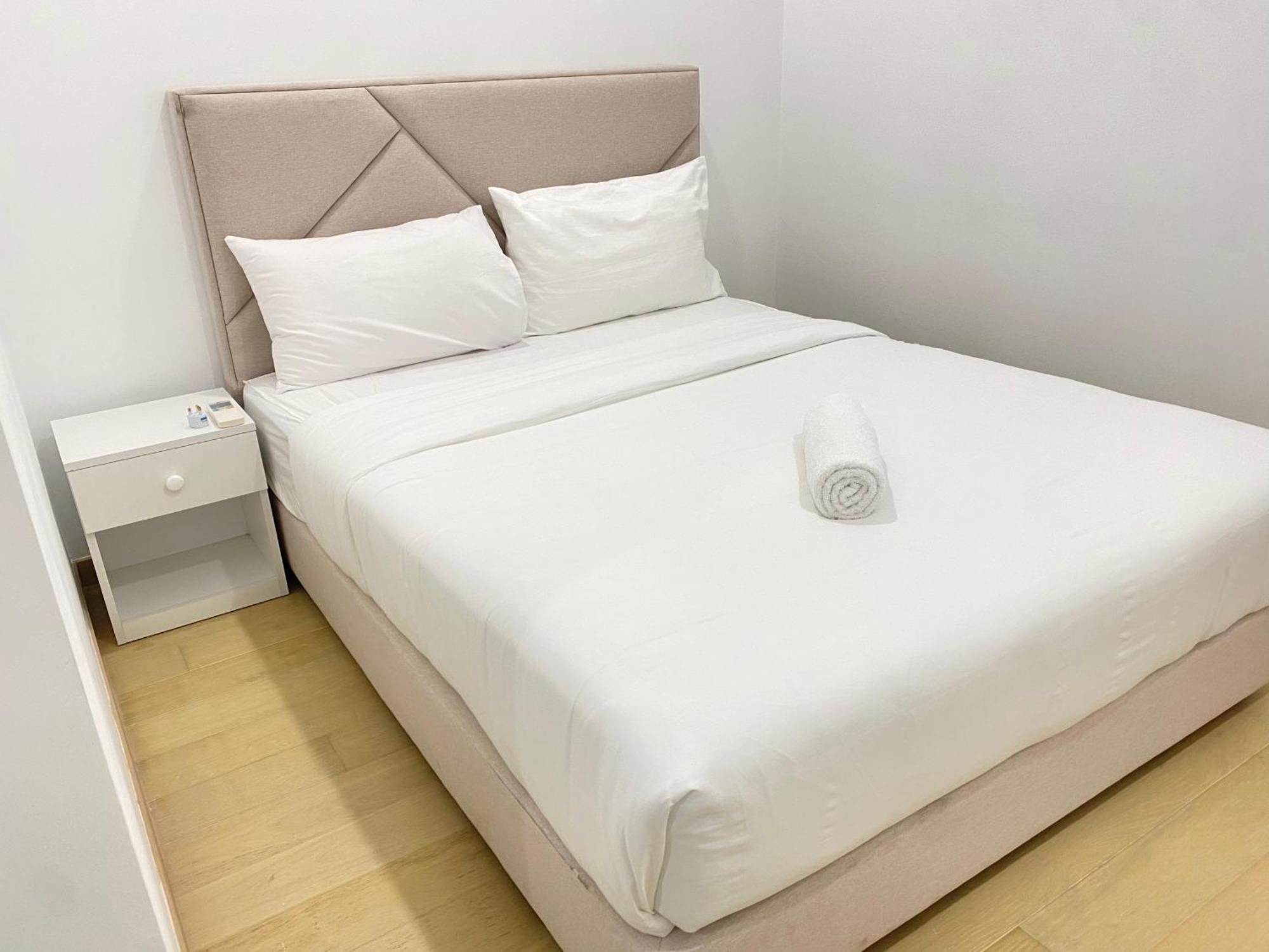 Eaton Residences At Leo *