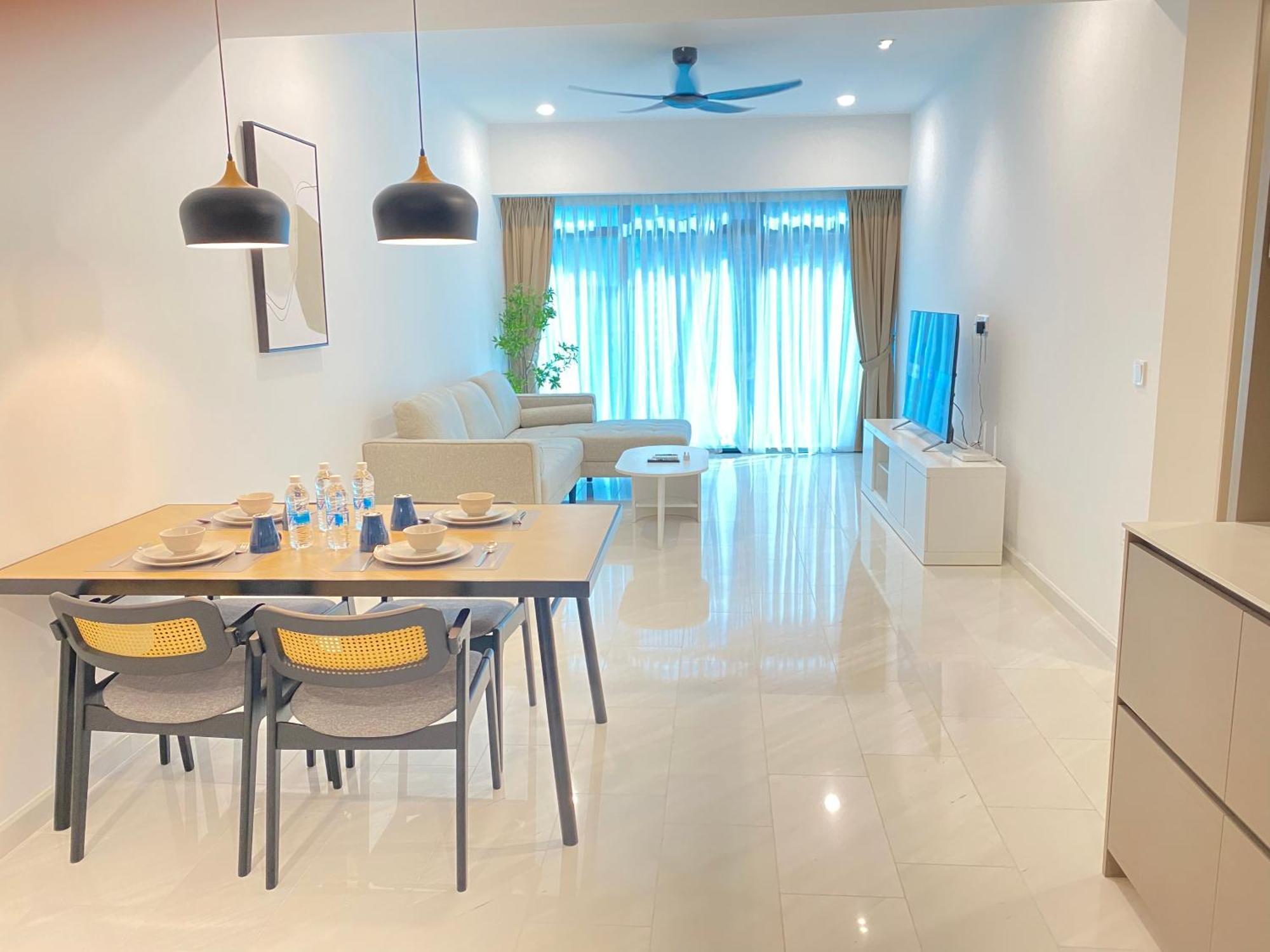 Apartment Eaton Residences At Leo