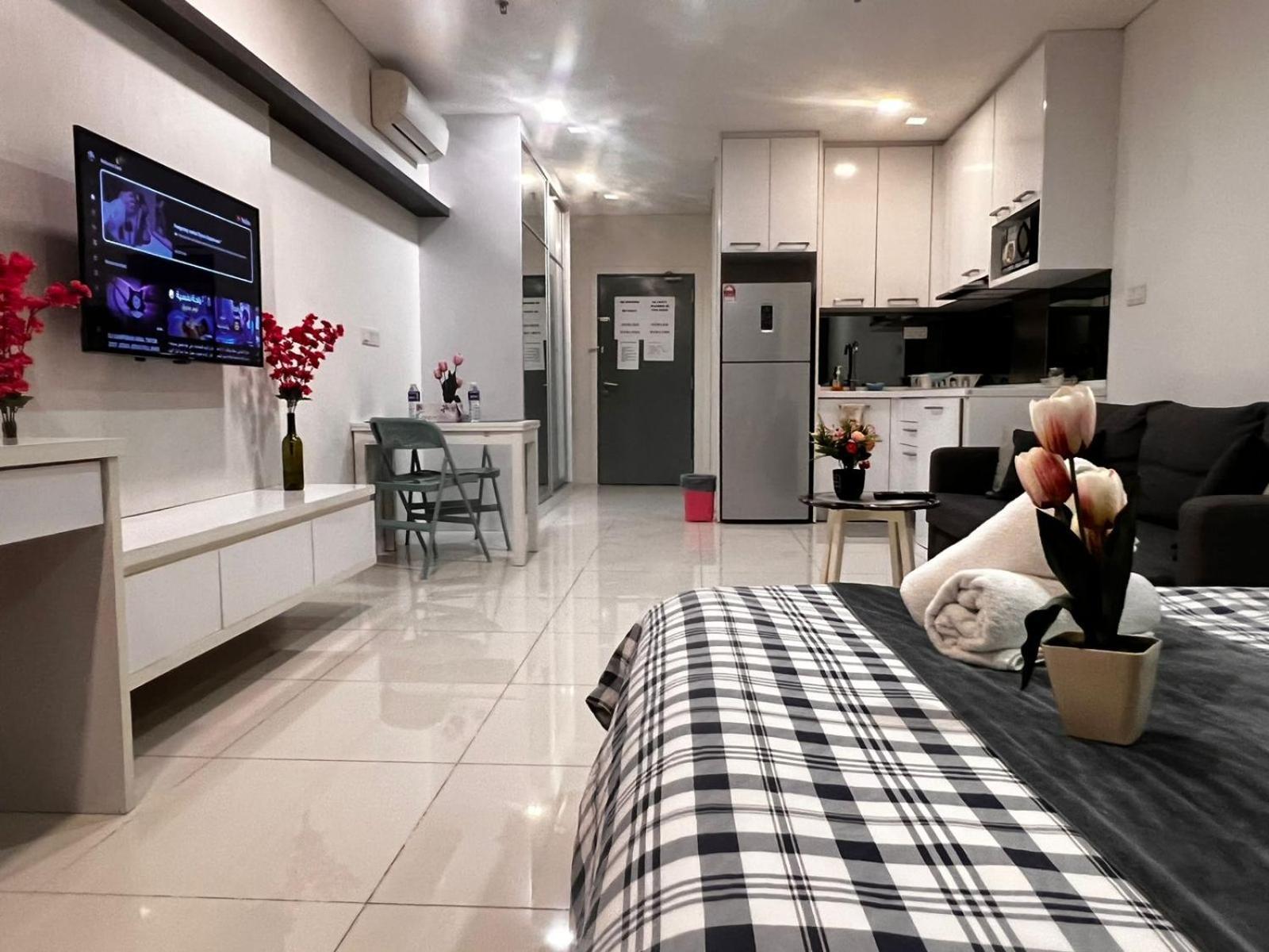 Apartment Summer Klcc By *