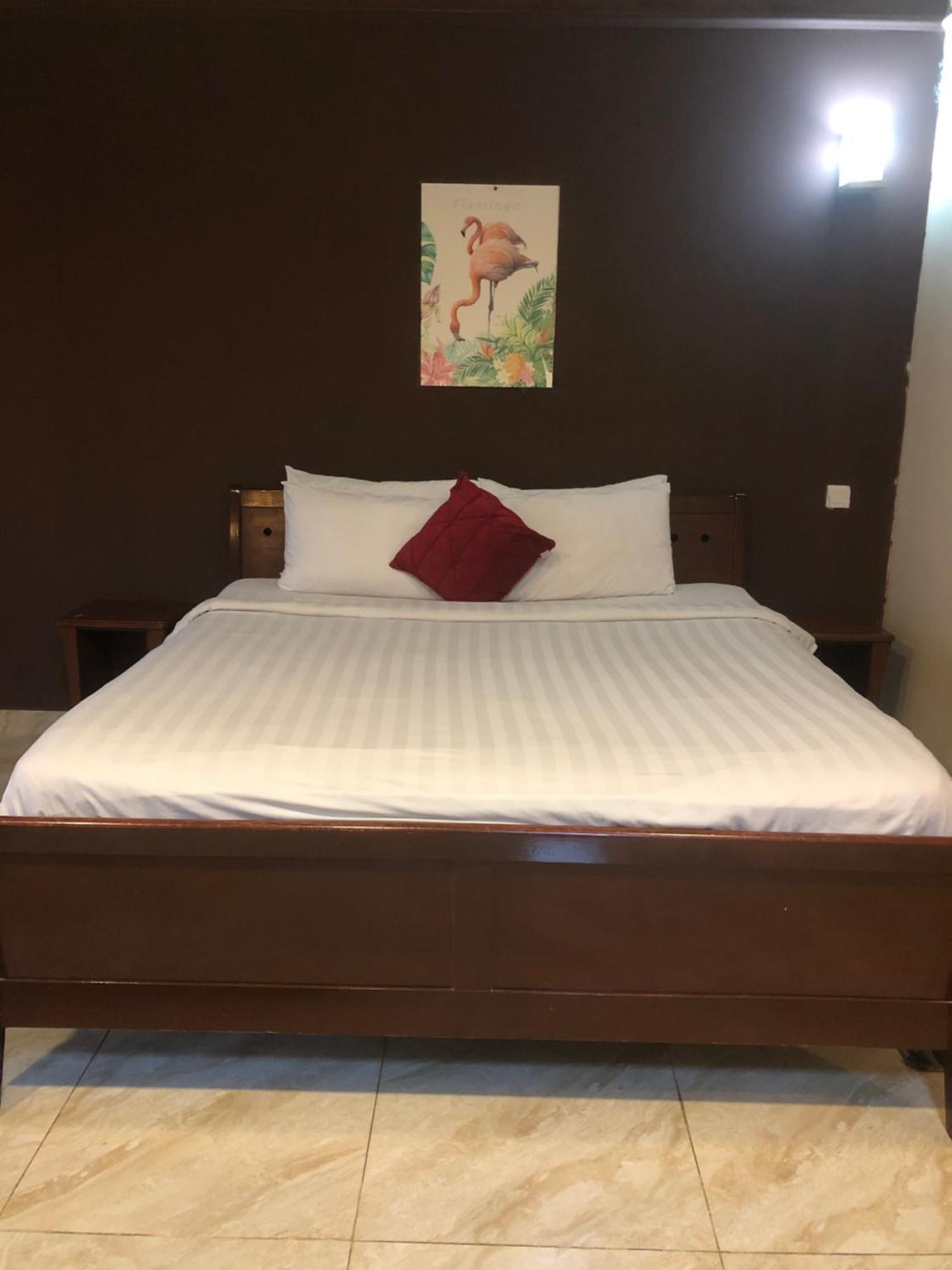 Happy Times At Times Square Apartemen