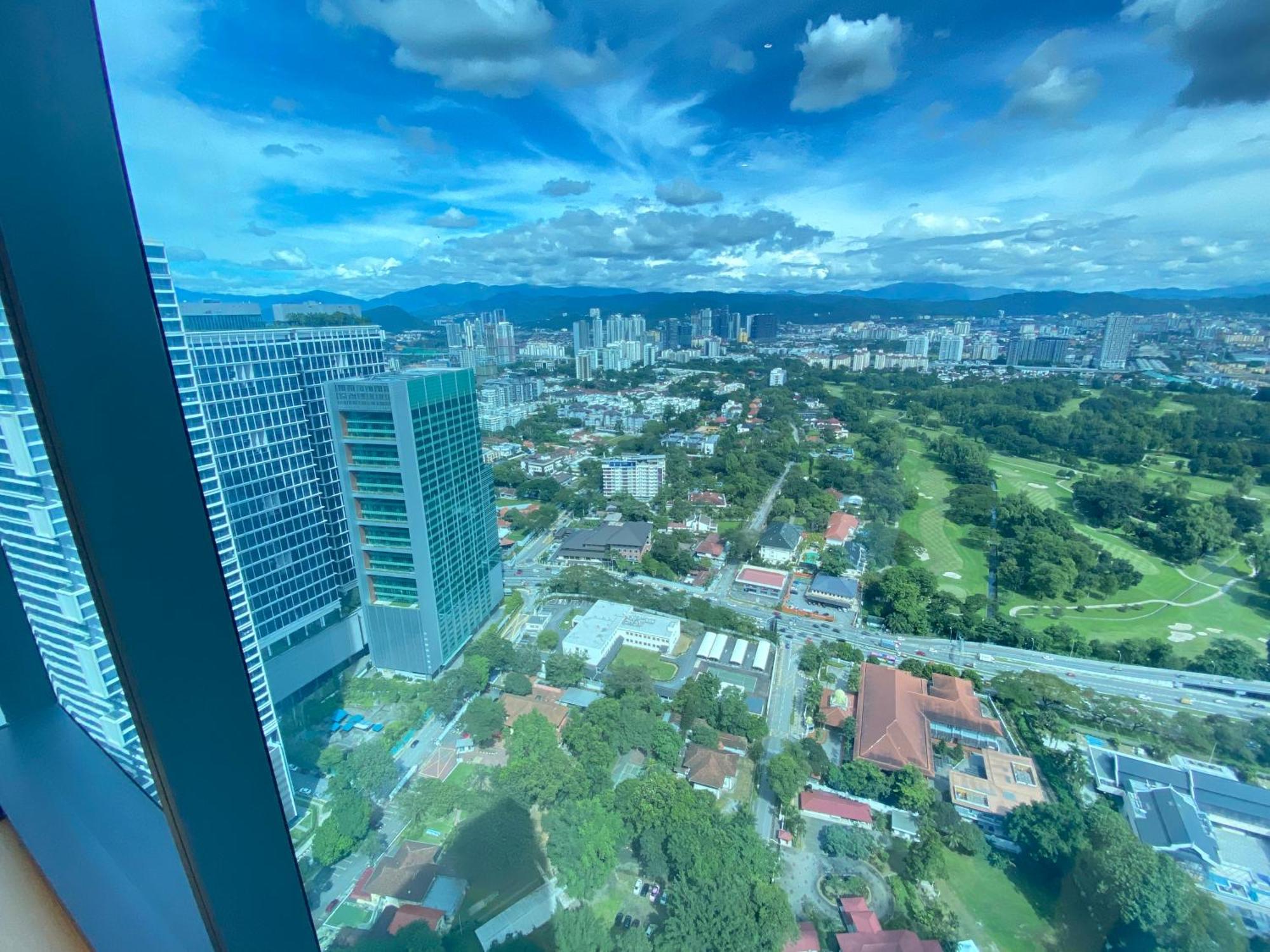 Eaton Residences At Leo Apartment