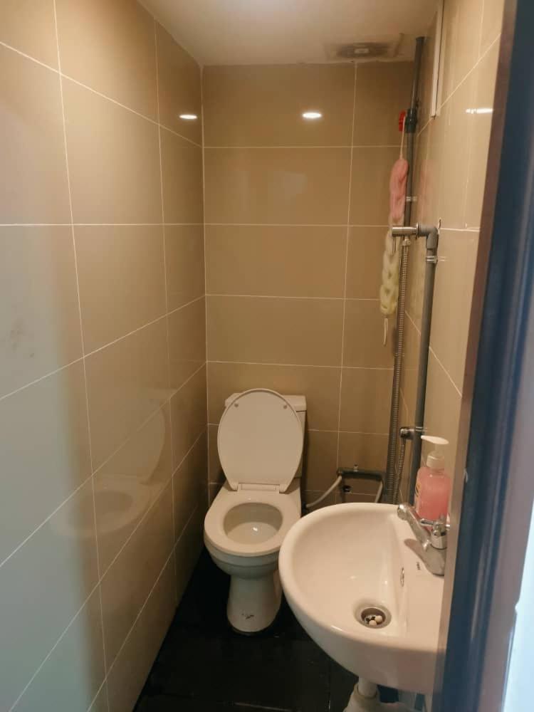 Khách sạn tình yêu Ras