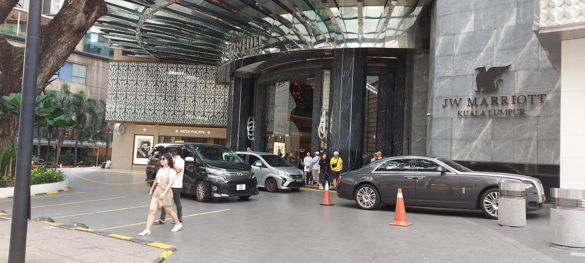 Plaza Berjaya Bukit Bintang With Foosball Apartment