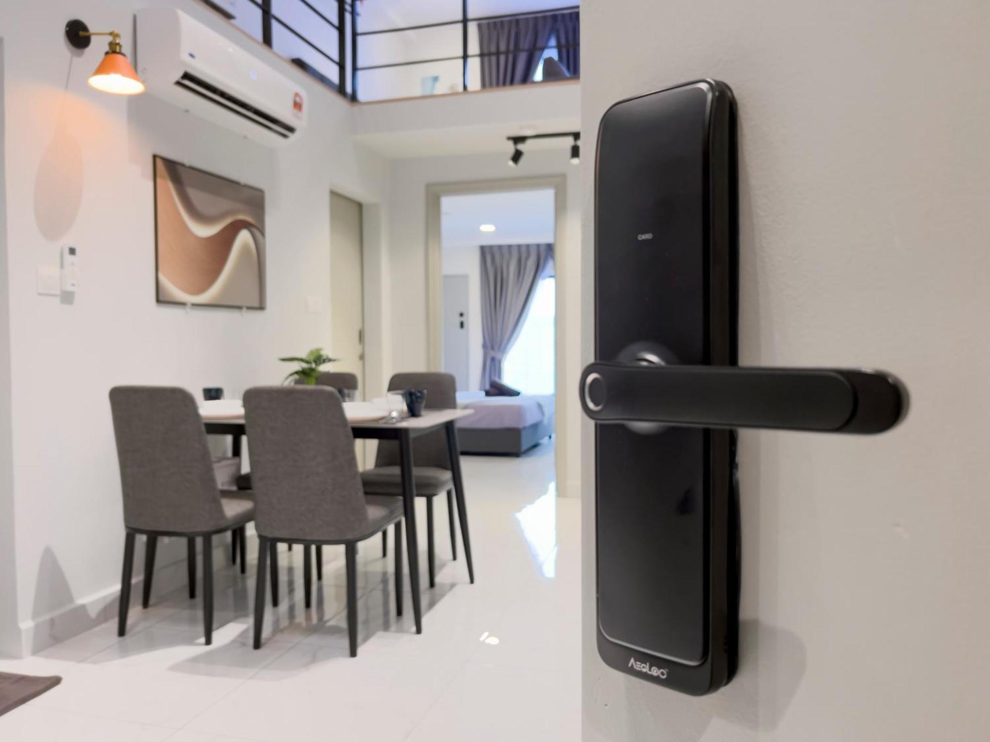 Apartment Arte Cheras Luxury - Near Tbs & Mrt - Easy Access To Trx, Stadium -bukit Jalil, Klcc- Free 1parking - By The Hub *