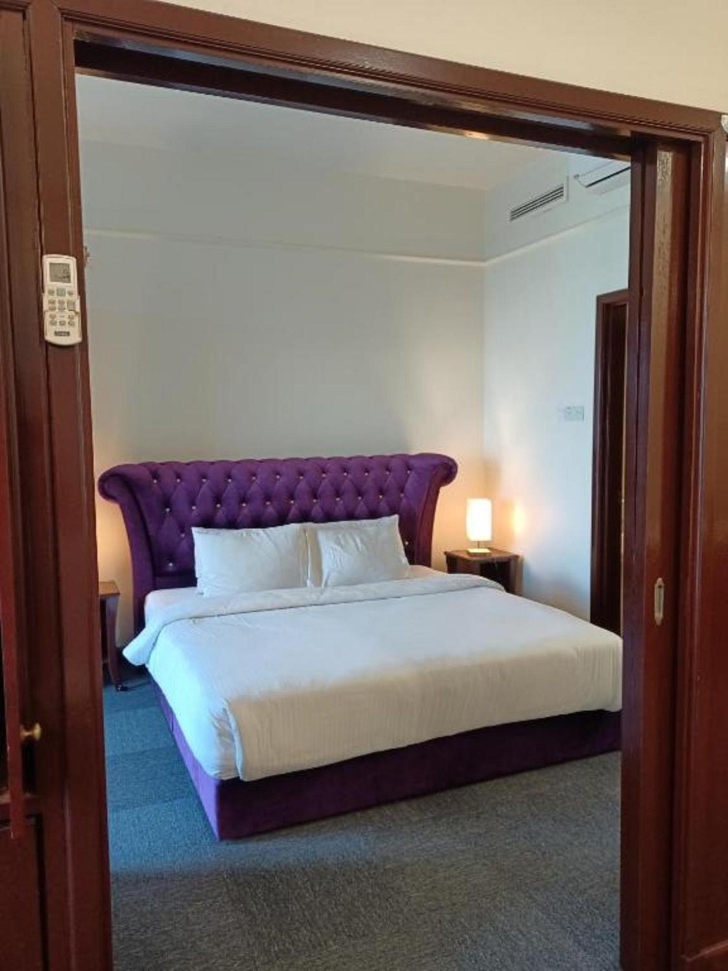 Famous Suites At Times Square Căn hộ