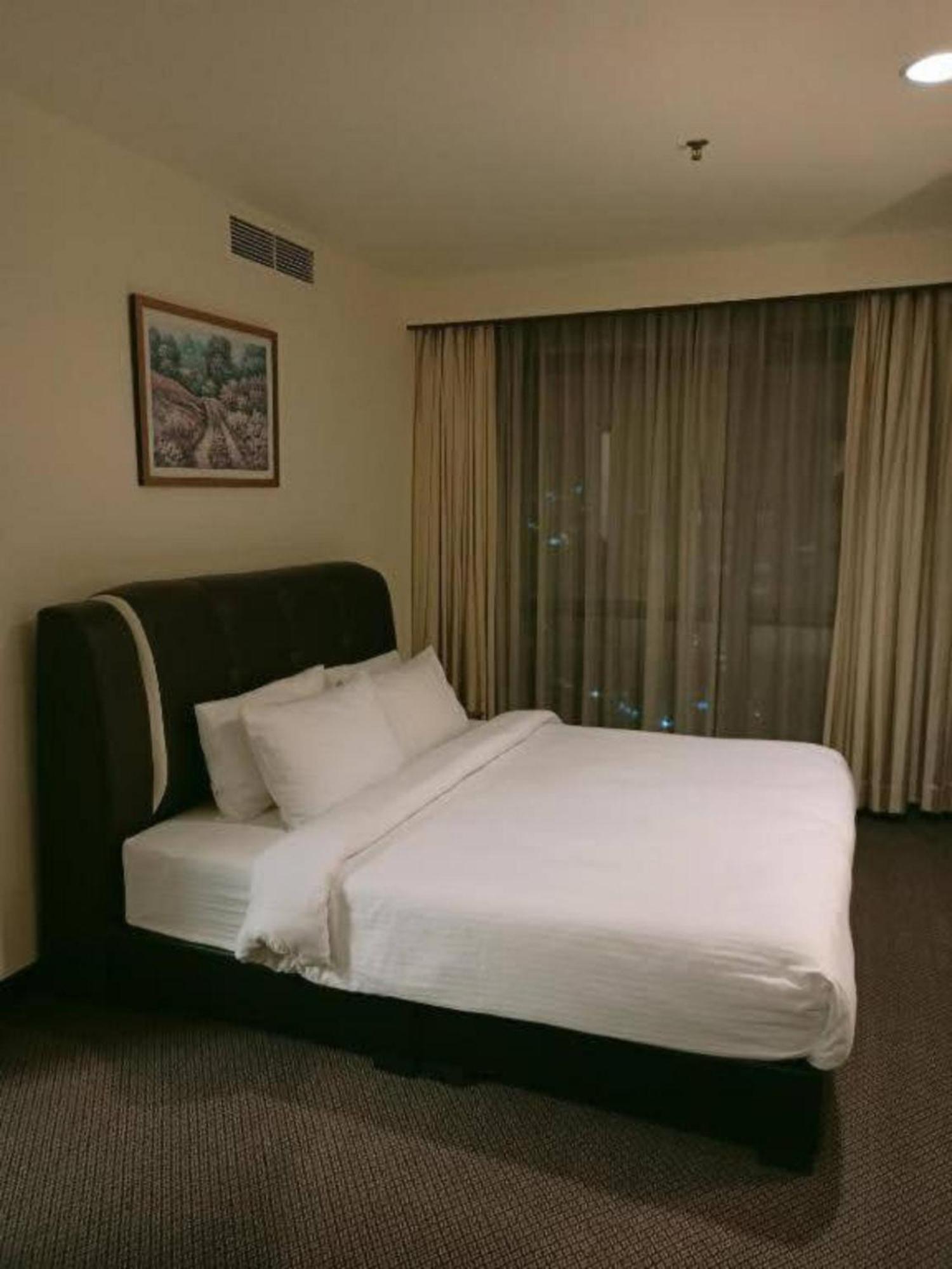 Famous Suites At Times Square