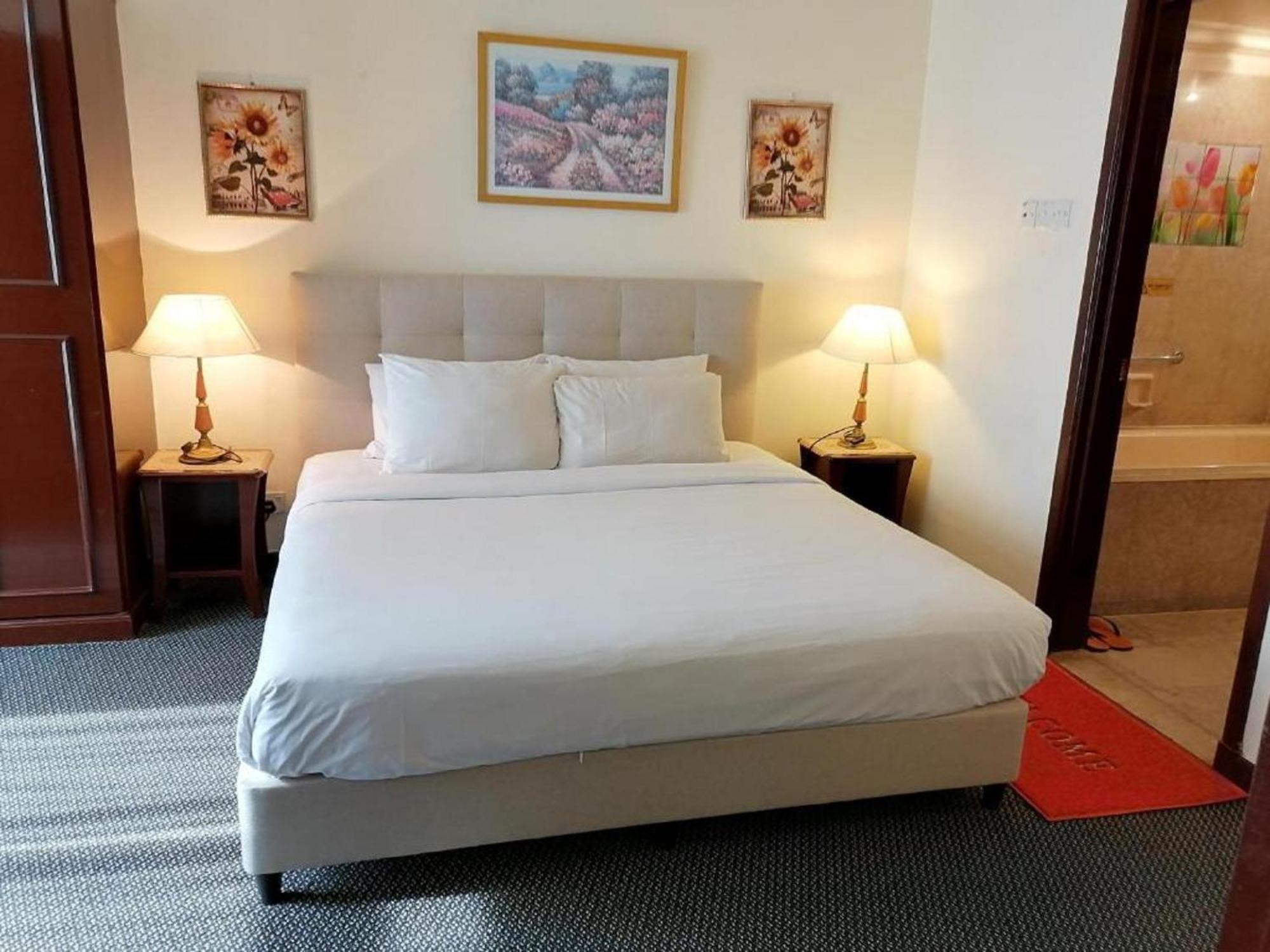 Famous Suites At Times Square *