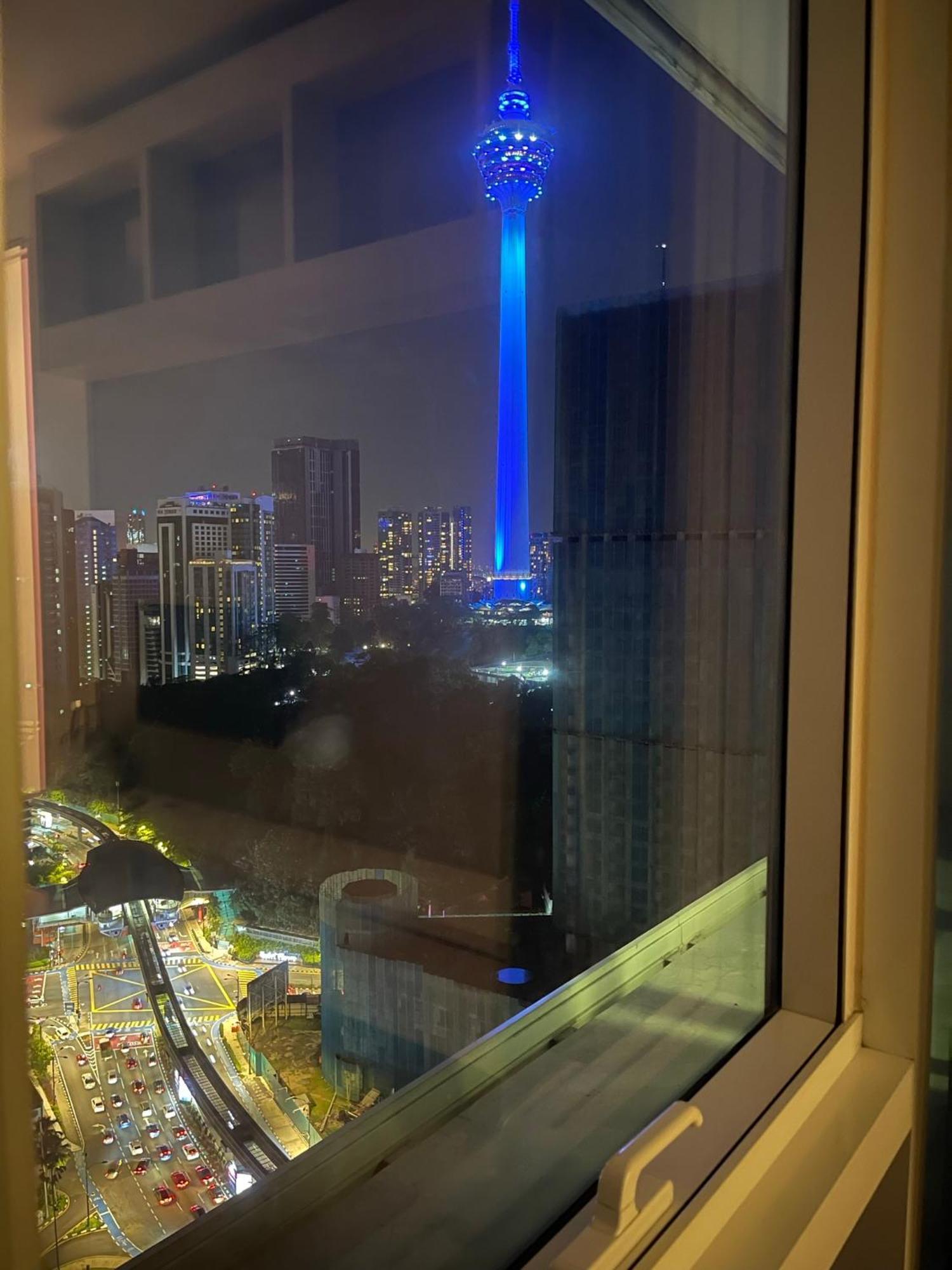 The Platinum Klcc By Infinity Pool Apartemen