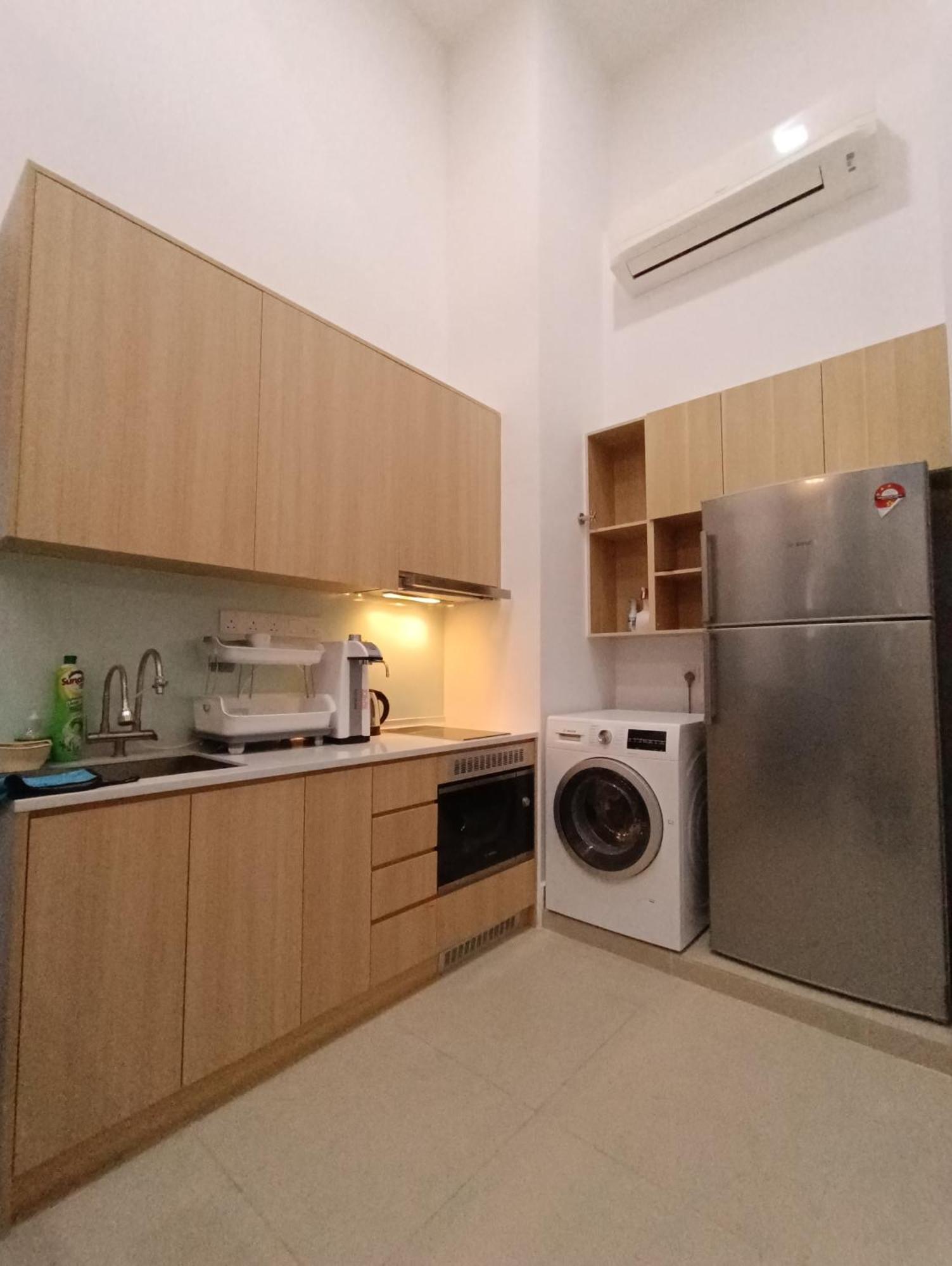 Apartment Cl 11b Modern Infinity Pool Klcc Kuala Lumpur