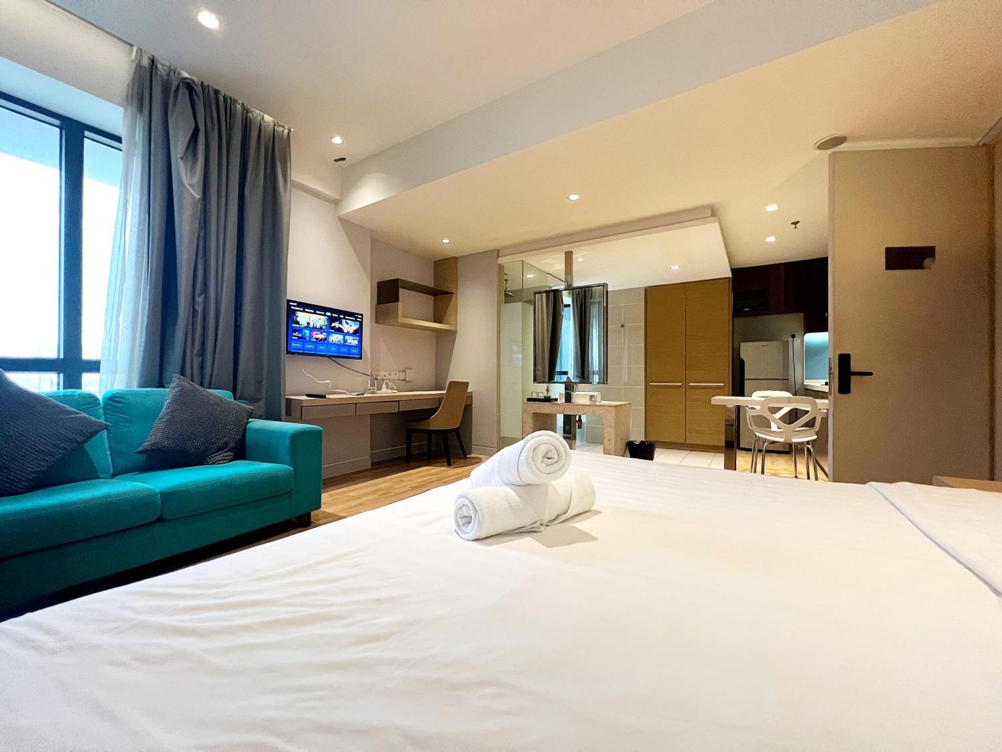 Infini Suites@ D'majestic Place Apartemen *