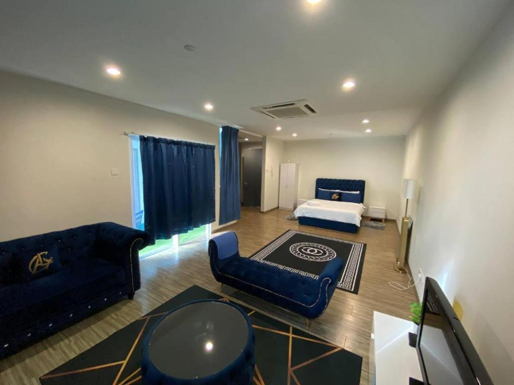 Guest house Honeymoon By A Legacy - Klcc Lake View