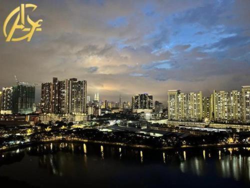 Guest house Honeymoon By A Legacy - Klcc Lake View *