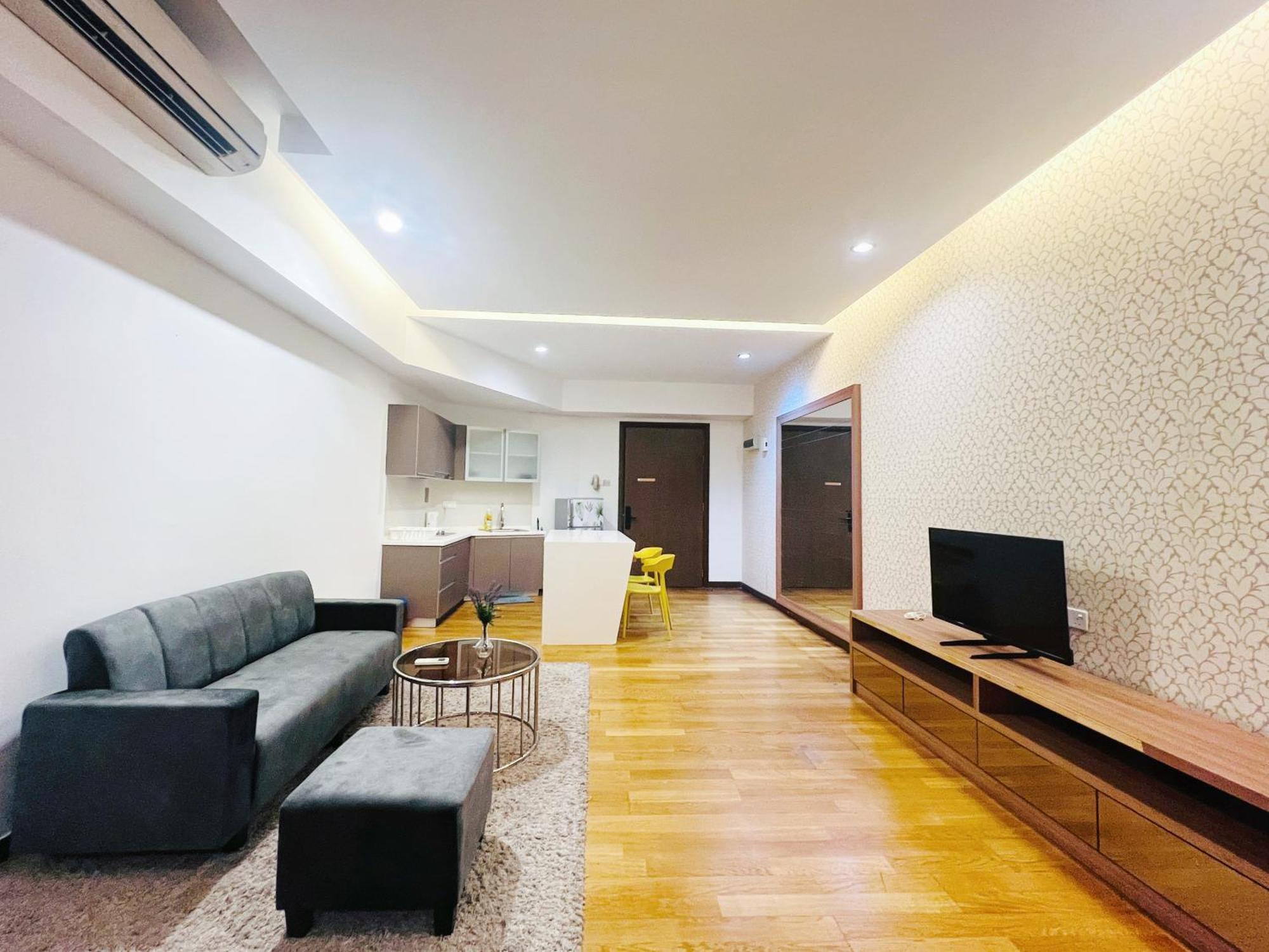 Apartemen Regalia And By Awesomestay *