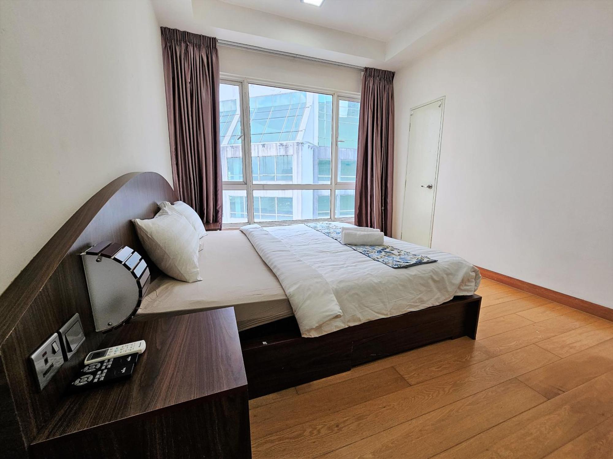 Crest Klcc Bukit Bintang By Sarah's * Kuala Lumpur