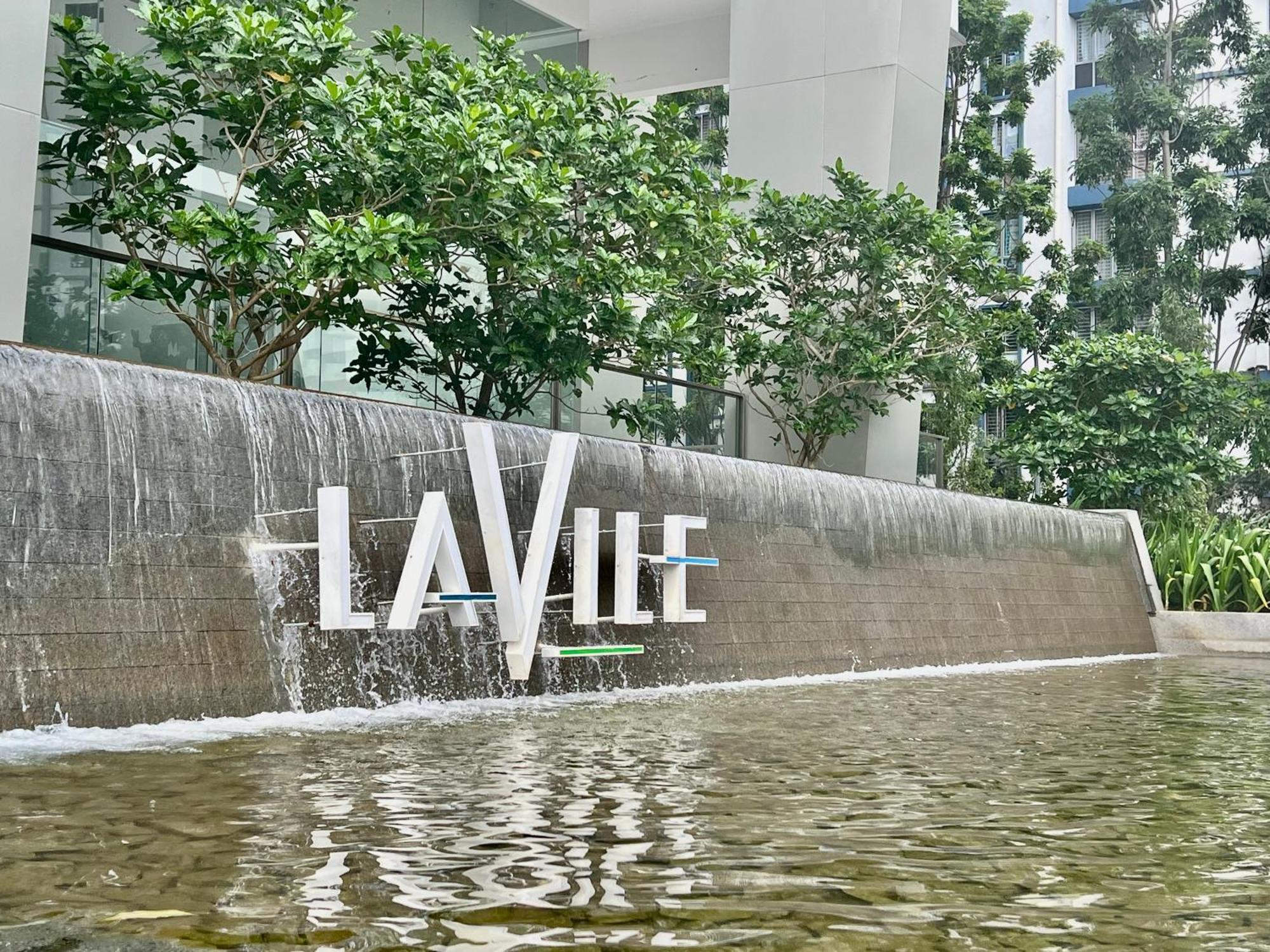 Apartment Premium For Family At Aeon / Sunway Velocity / Mrt / Lrt