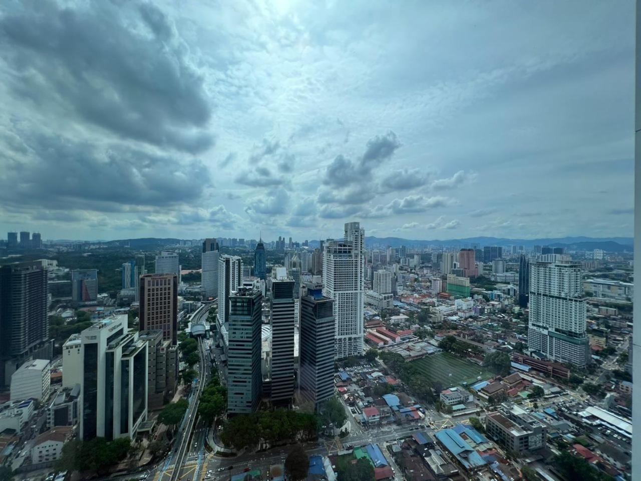 The Platinum Klcc By Sky Pool *