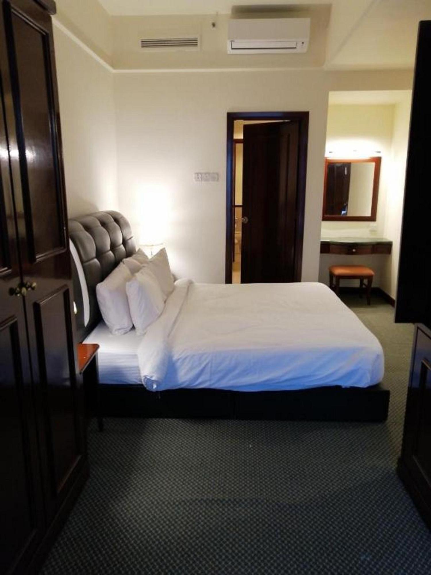 Kl Visitor Times Square Appartement *