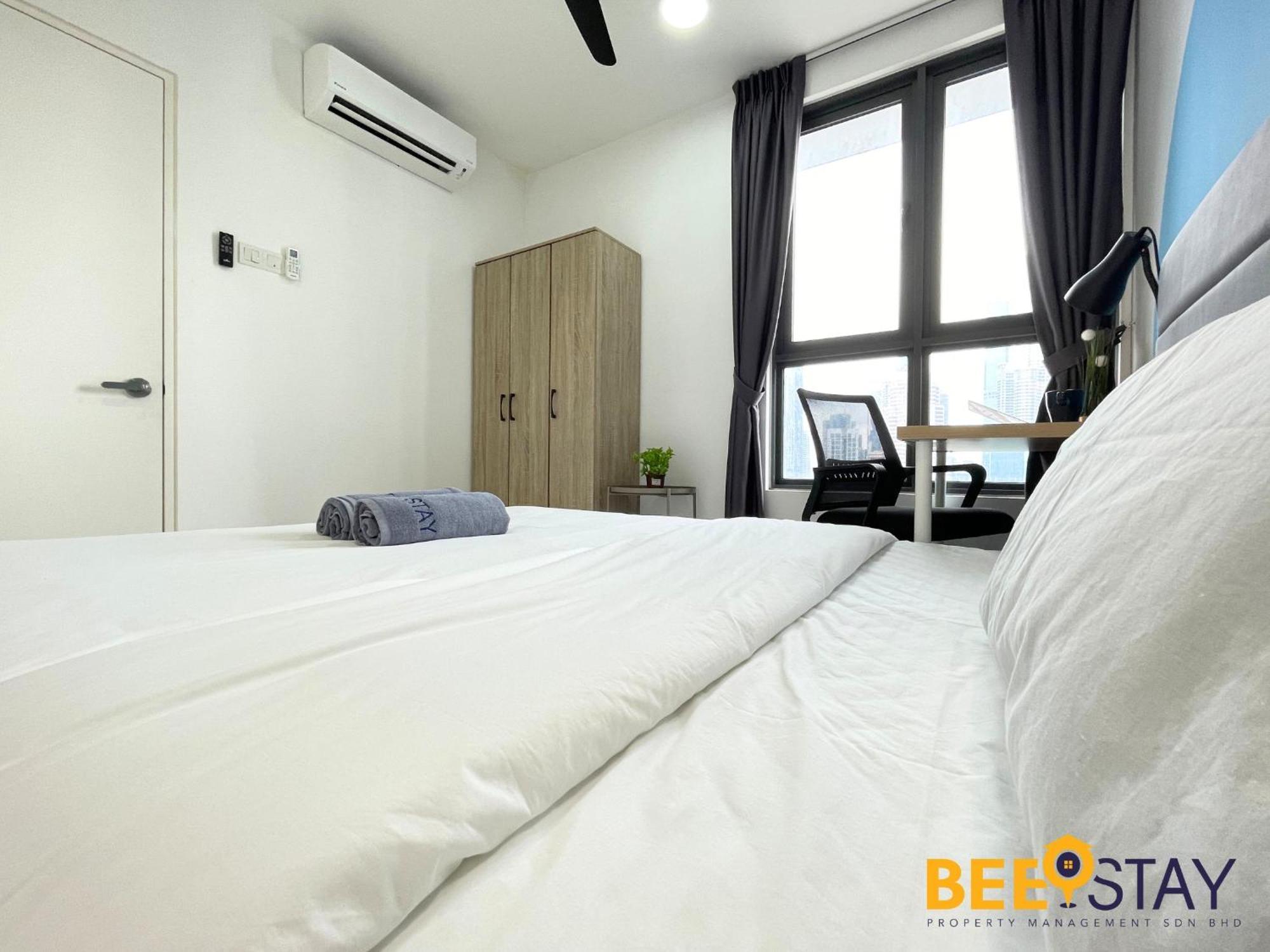 Balcony Klcc View Kampung Baru Luxurious Căn hộ Kuala Lumpur