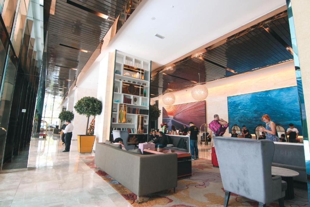 The Platinum Serviced By Faced Apartemen