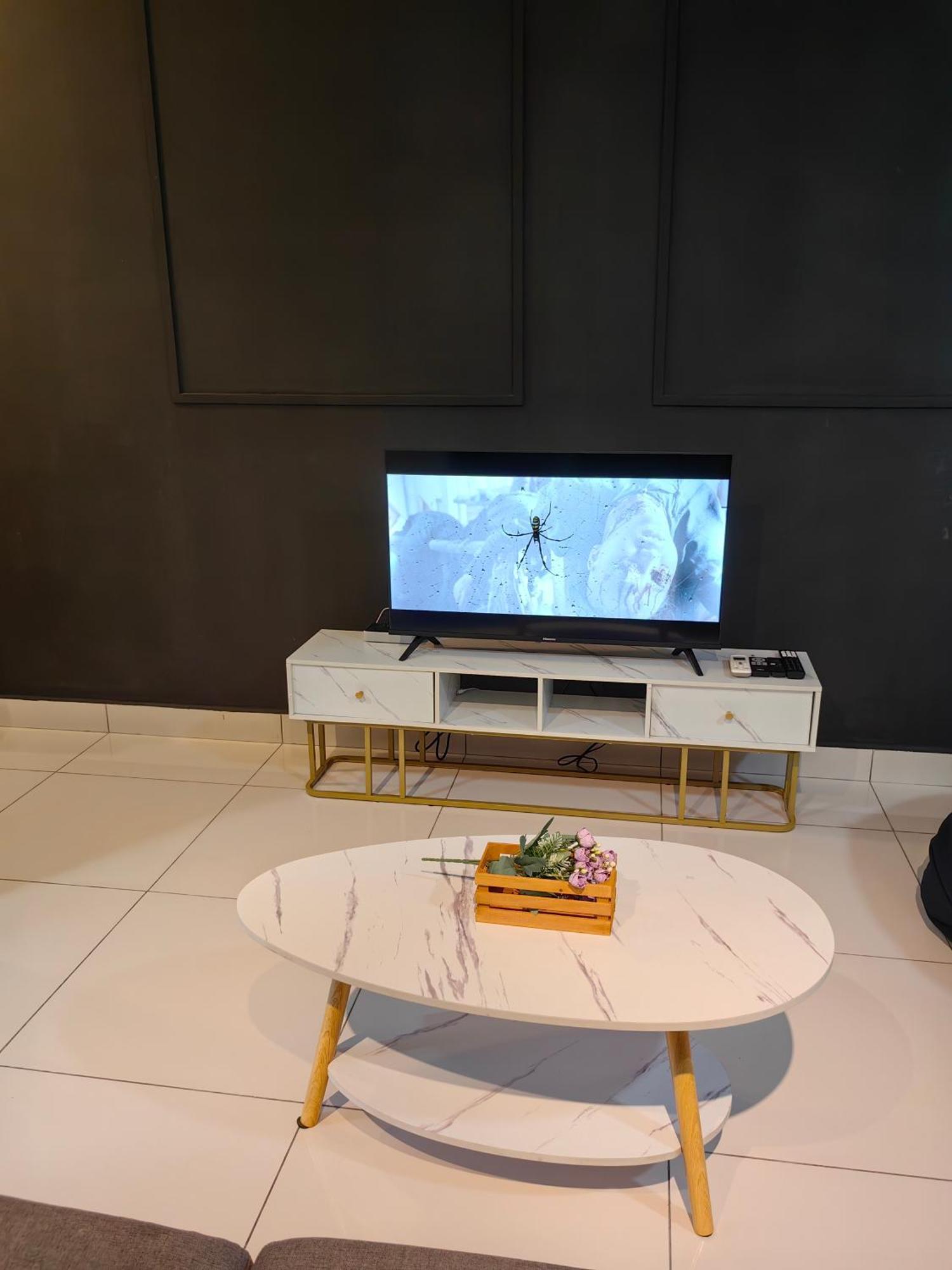 Appartement Arte Mont Kiara Mitec Publika Matrade 1r2b 4 Pax *