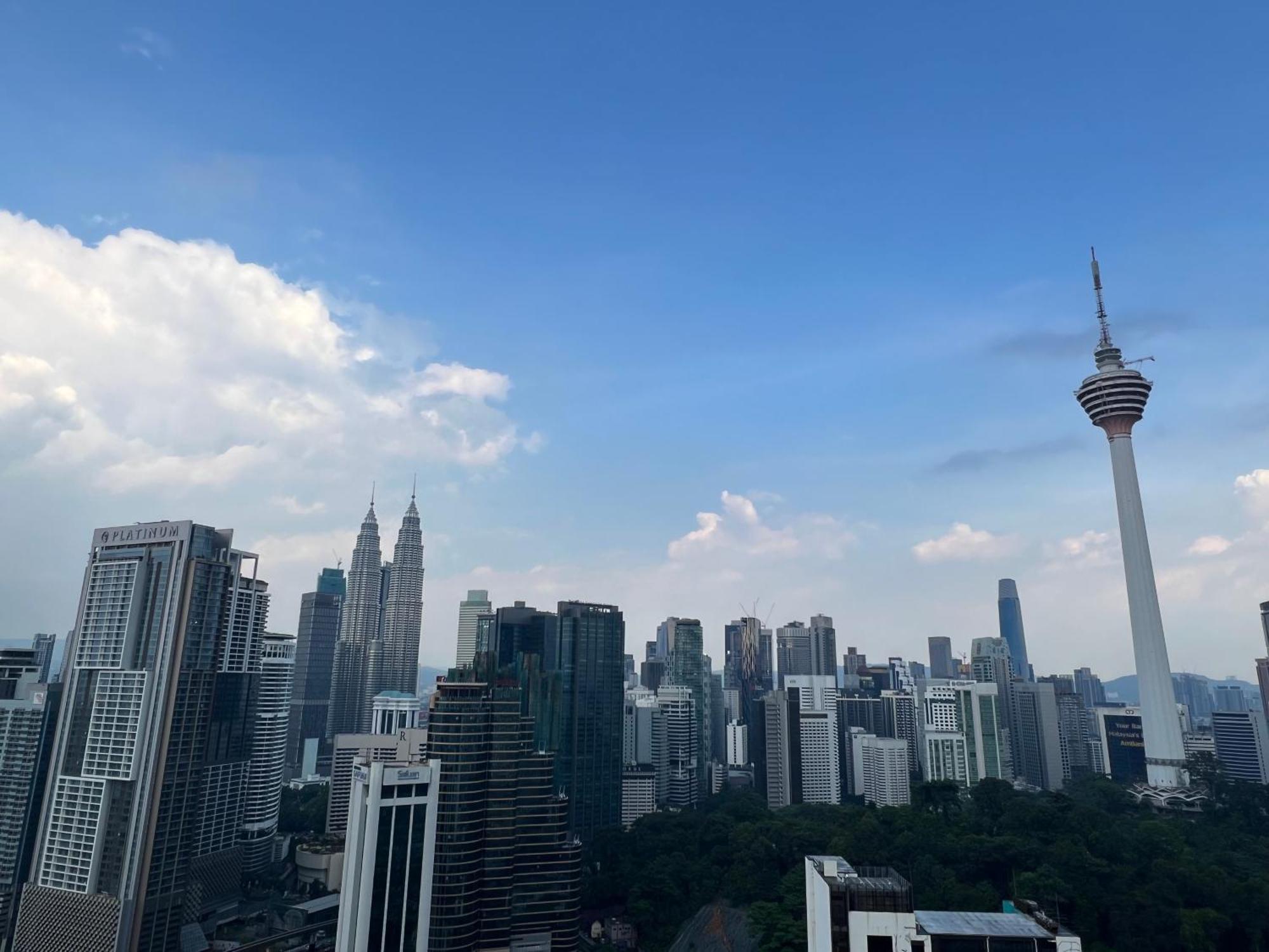 Anggun Kl My Apartemen