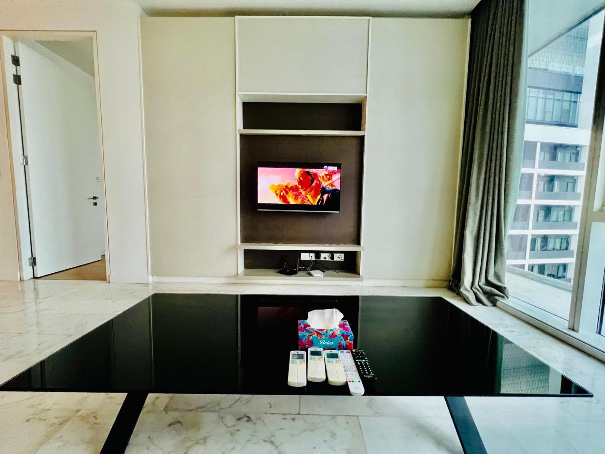 Apartment Luxury At Platinum *