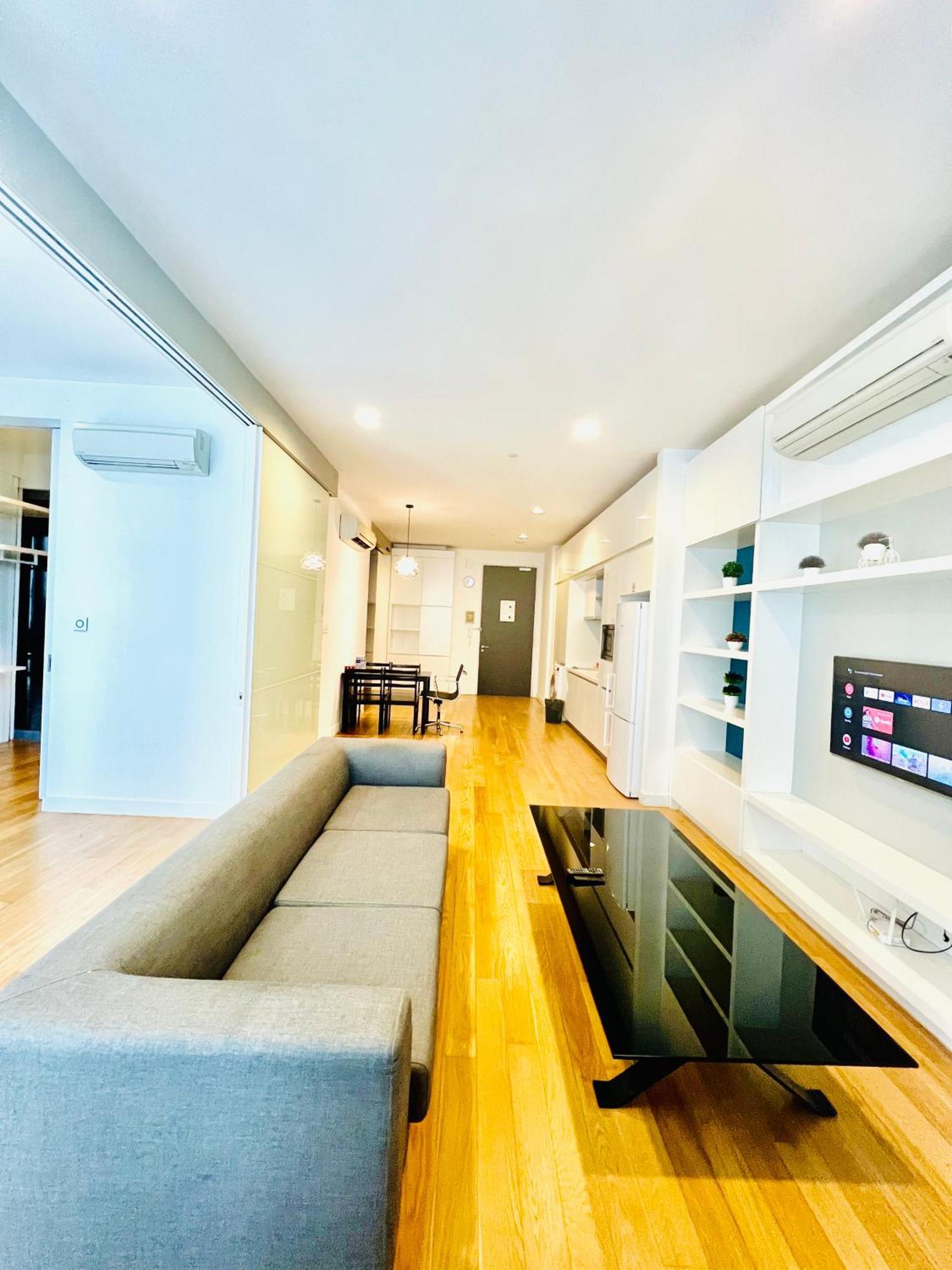 Apartment Luxury At Platinum
