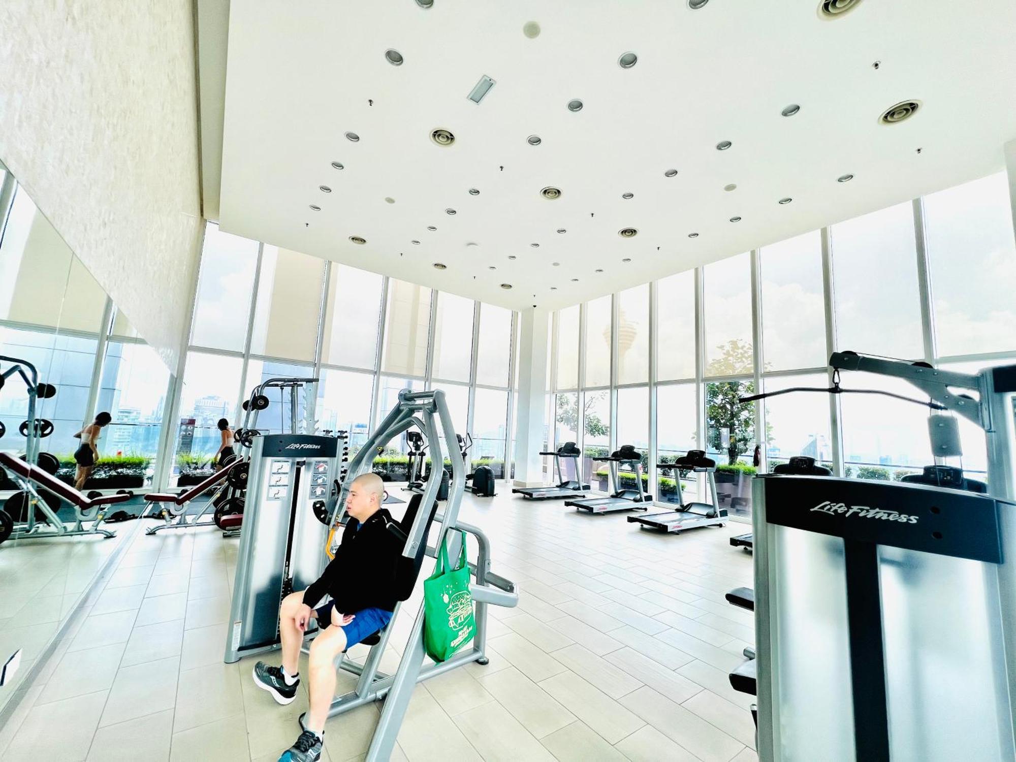 Apartment Luxury At Platinum *