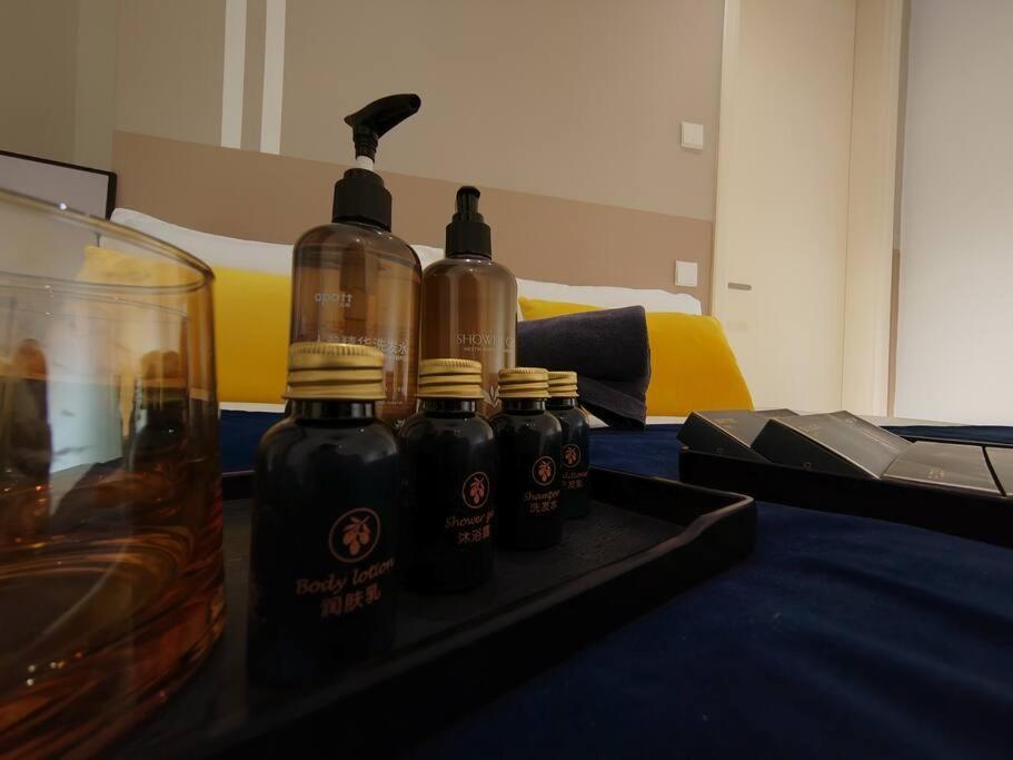 Căn hộ Mont Kiara Hyatt Arcoris Sunway 163 2-Bedroom With Balcony 2-4Pax Kuala Lumpur