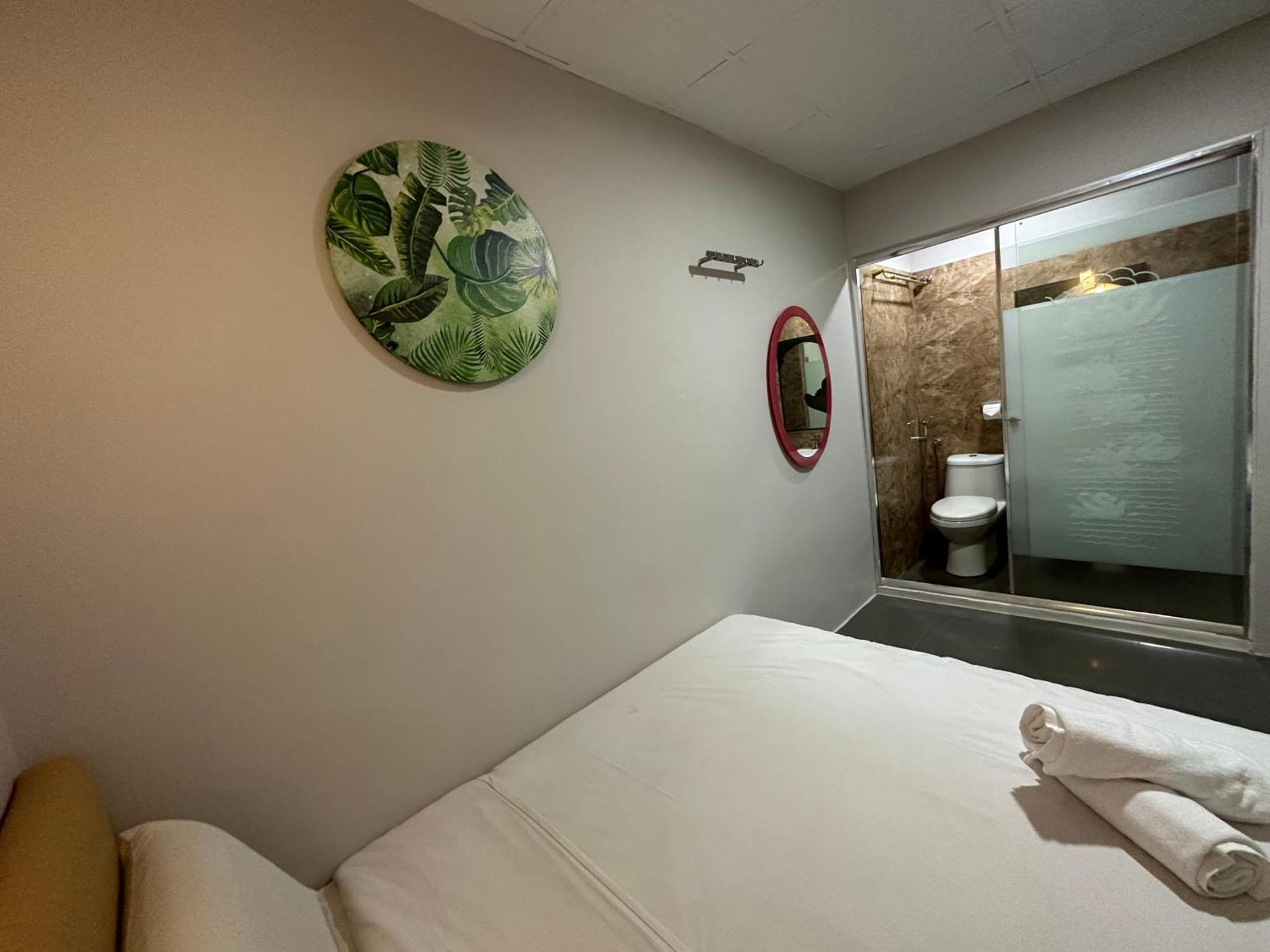 Hotel Dingdong Homes 2*
