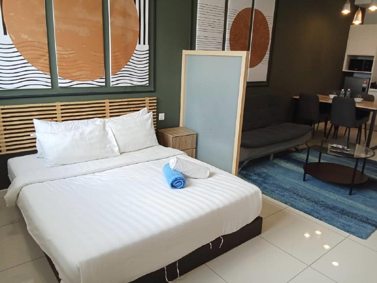 Chambers By Cherry Homes Apartment *