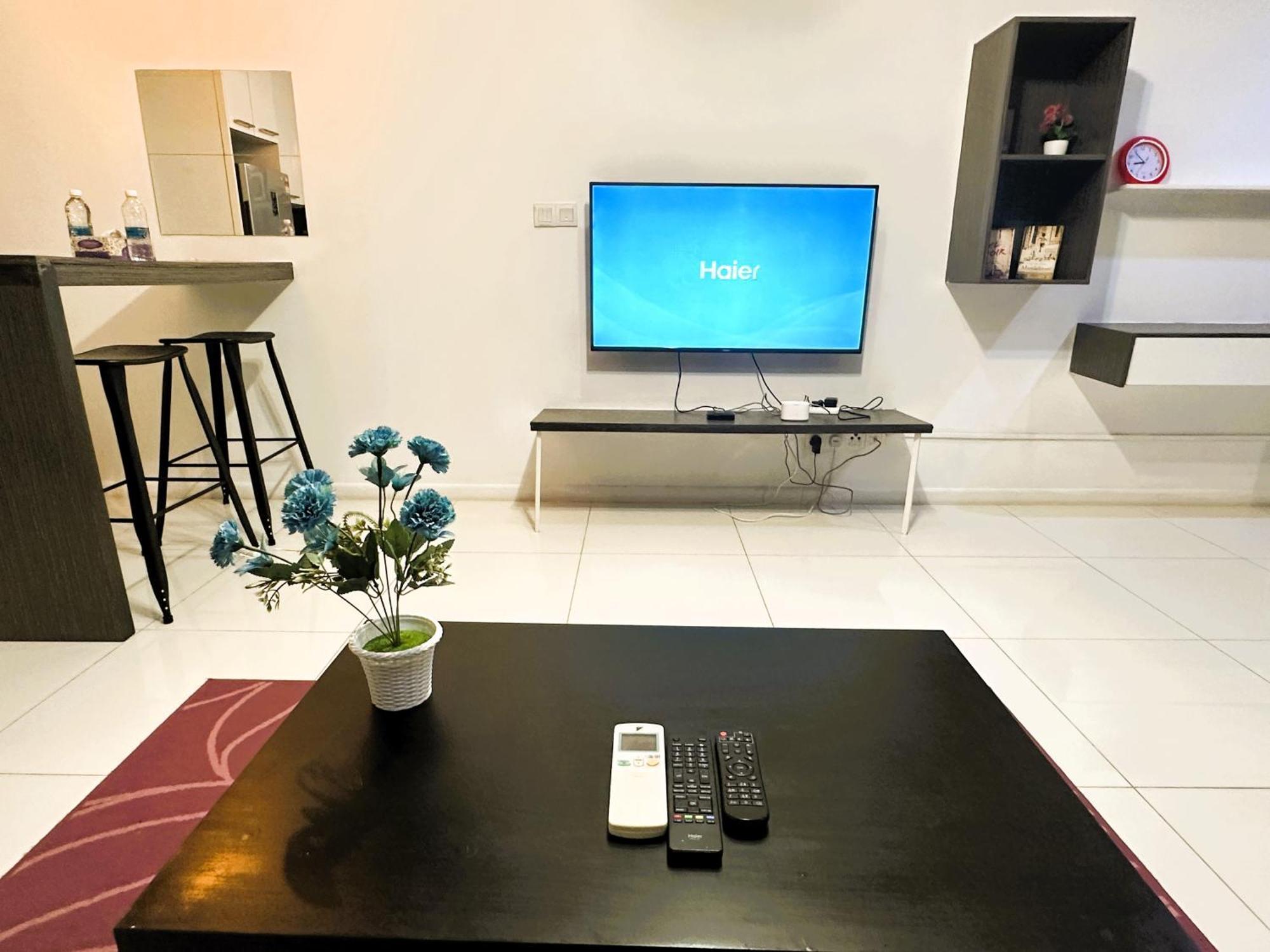 Apartment Summer Klcc By Luna Kl *