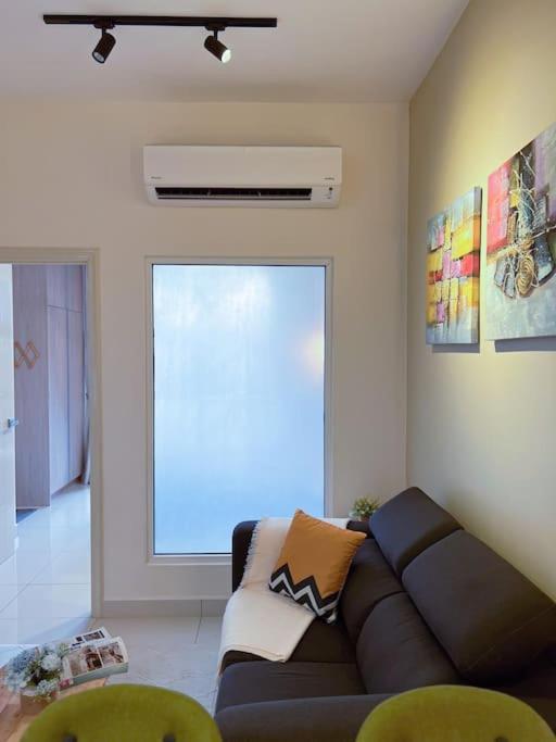 Modern At Arte Mont Kiara By Iconique Apartment *