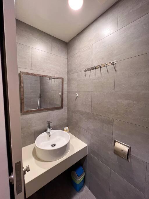 Apartment Modern At Arte Mont Kiara By Iconique