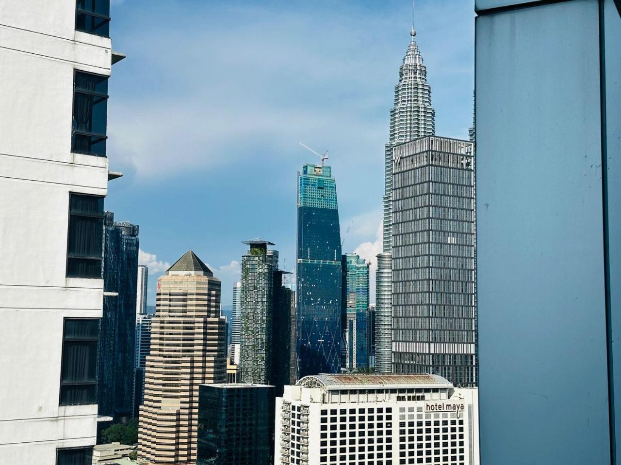 Summer Klcc By Luna Kl * Kuala Lumpur