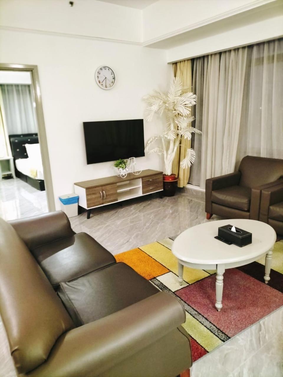 Apartemen Go Daily Service At Times Square *