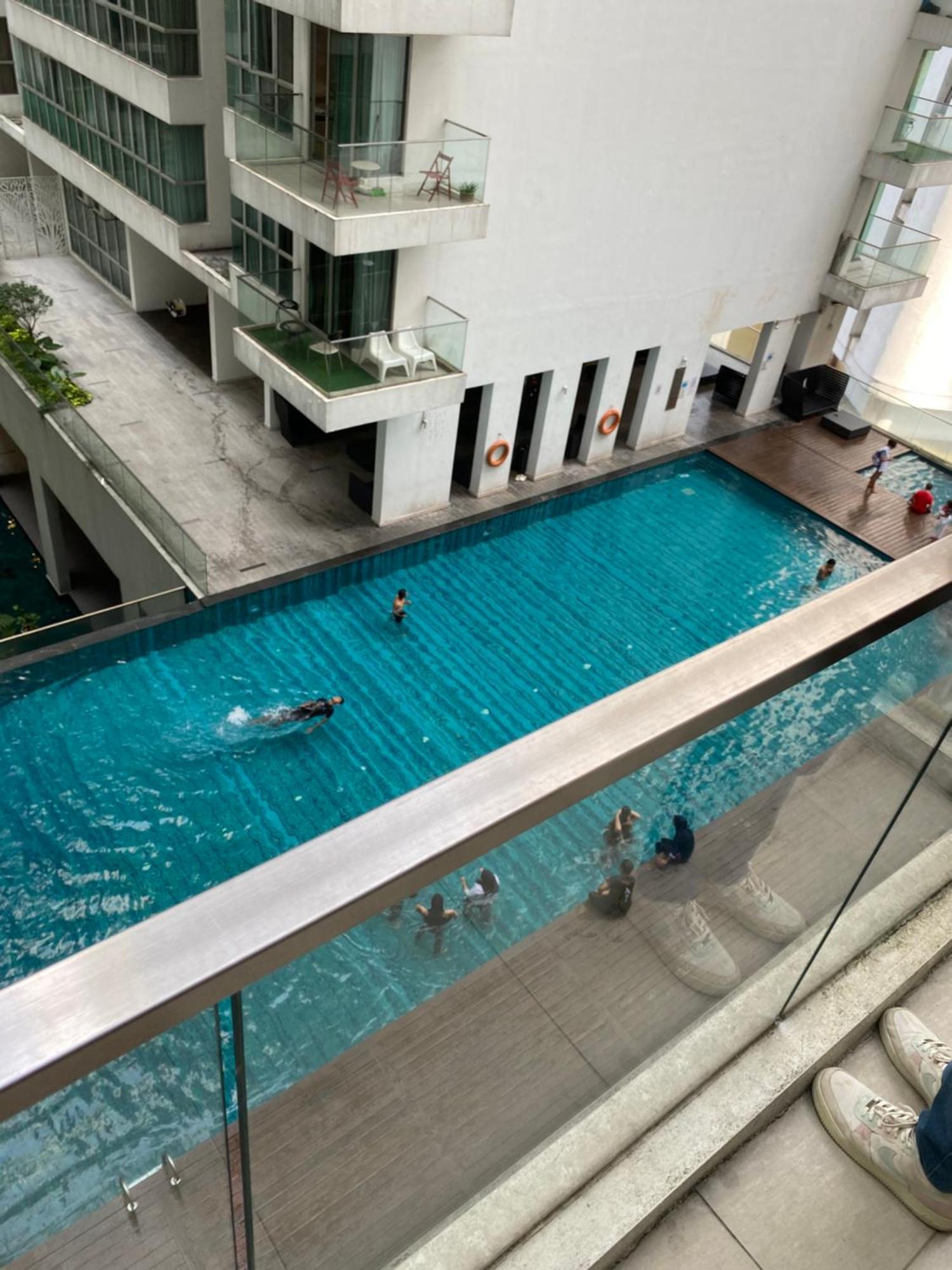 Regalia By Parcello Klcc Infinity Pool Apartment
