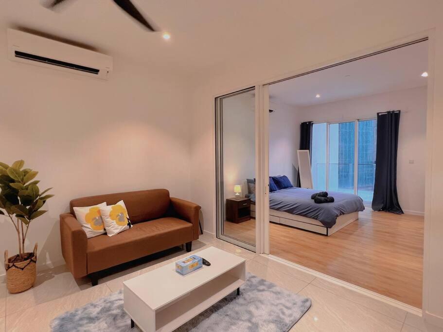 3px Comfy Quill Residence, Near Quill City Mall, Monorail & Lrt Apartment Kuala Lumpur