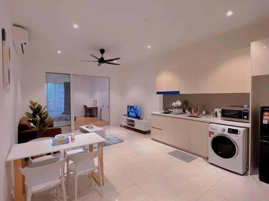 Apartment 3px Comfy Quill Residence, Near Quill City Mall, Monorail & Lrt Kuala Lumpur