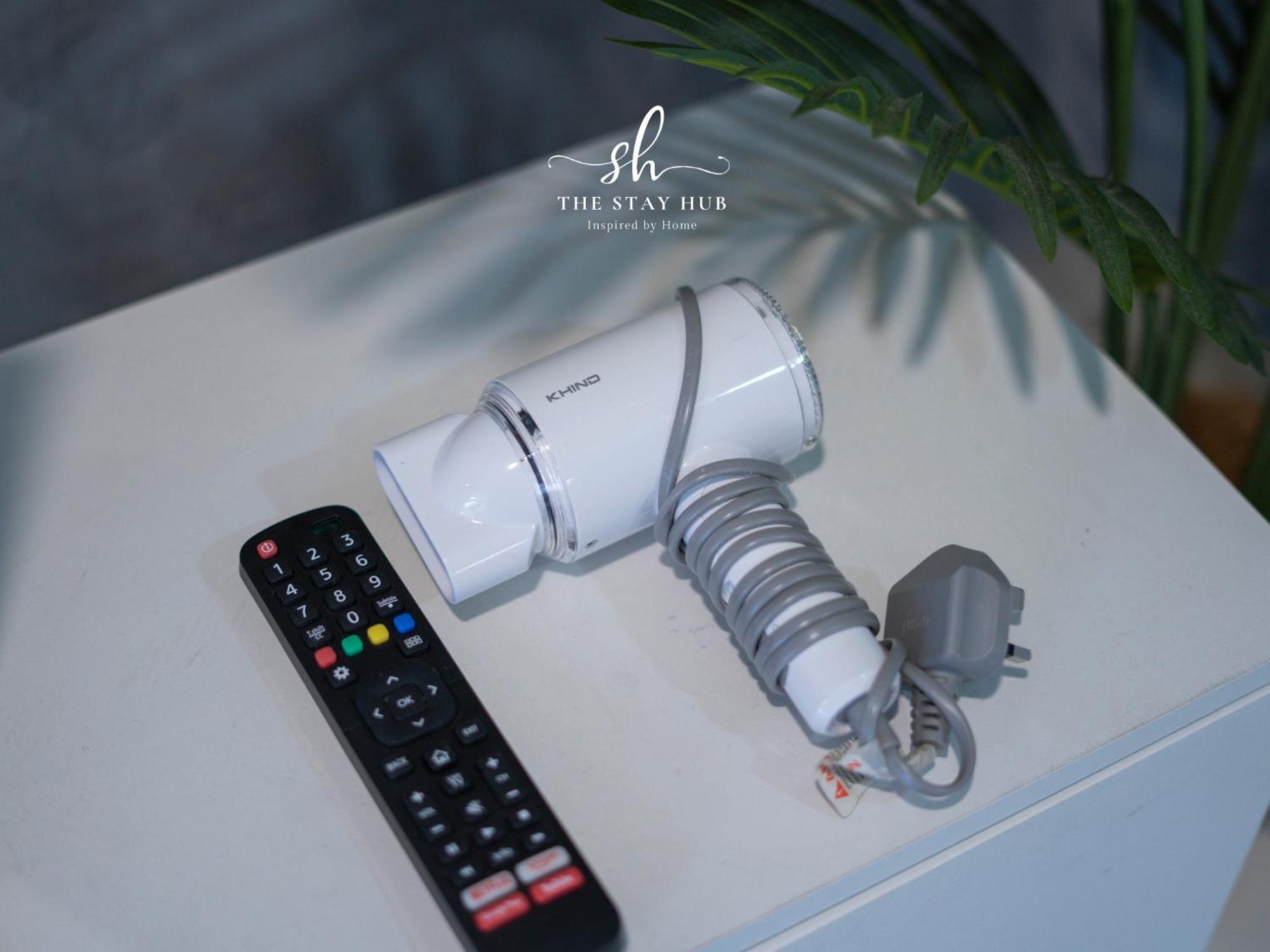 Pangsapuri Arte Mont Kiara Luxury Suite With Heated Jacuzzi Pods - Free Parking - Next To Mitec- By The Stay Hub *