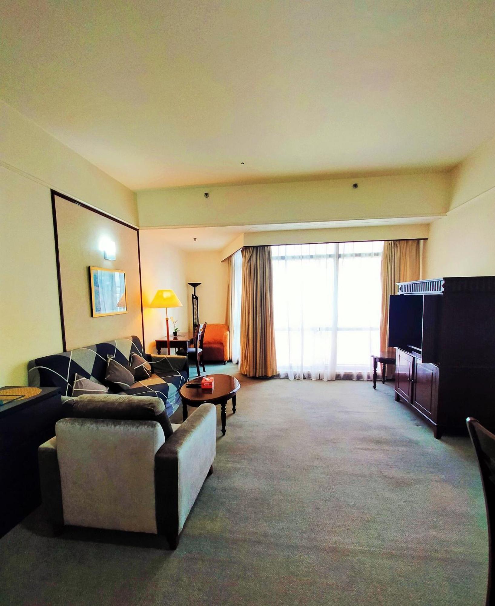 Grand Lumia At Times Square Pangsapuri *