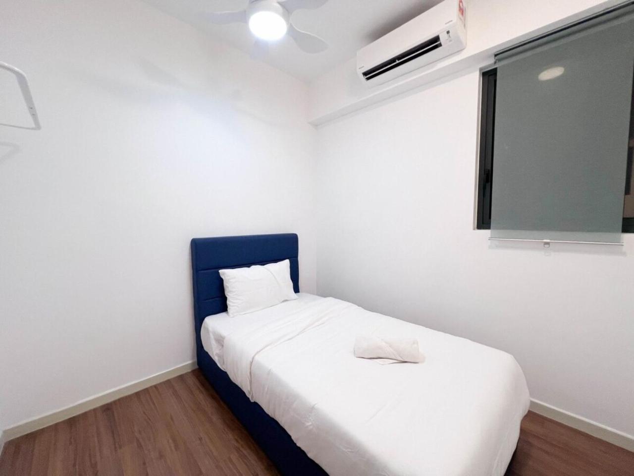 M Vertica Kl Residences Apartment